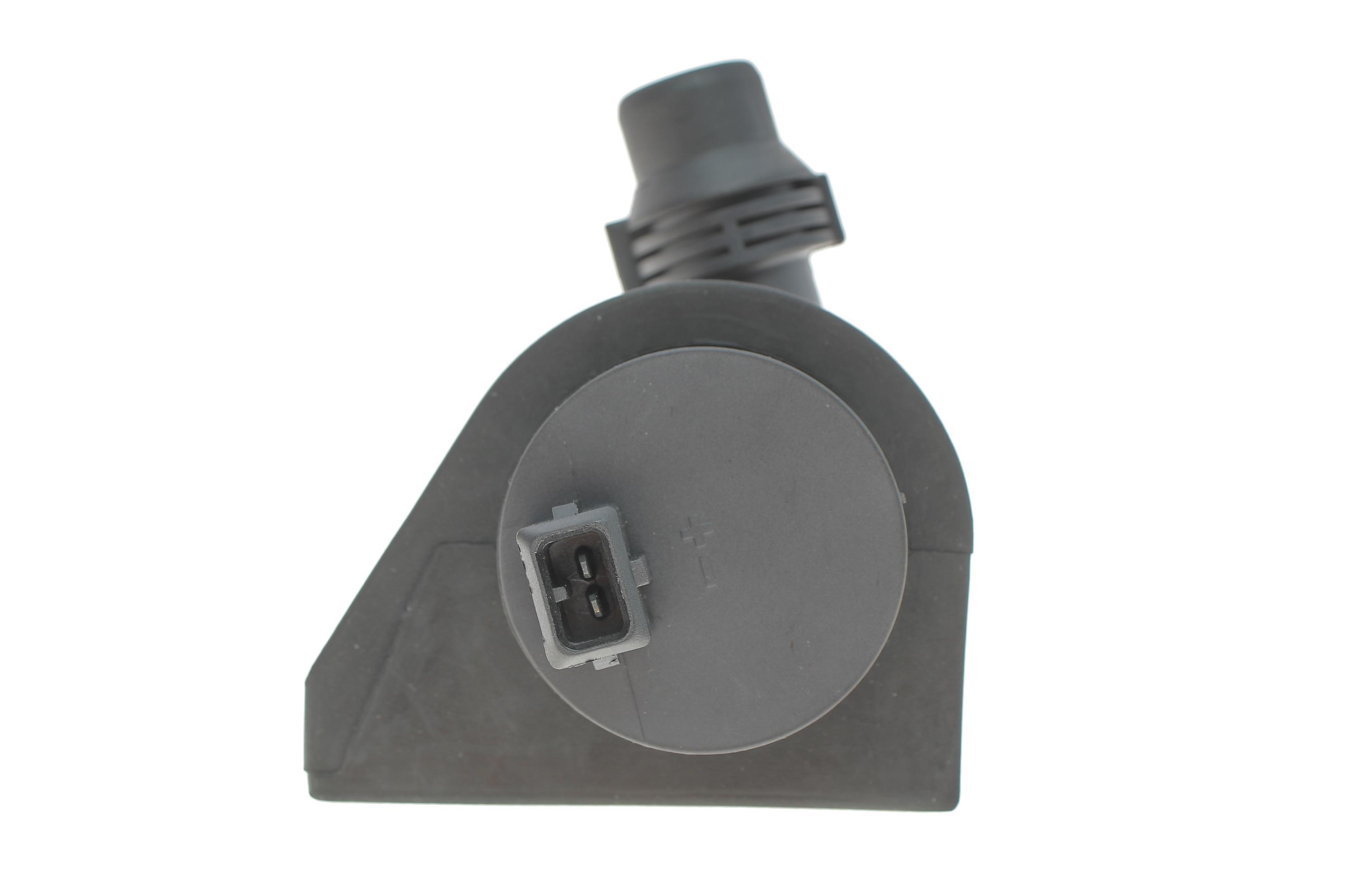 Насос системи охолодження (додатковий) BMW 5 (E39) 95-03/ X5 (E53) 00-