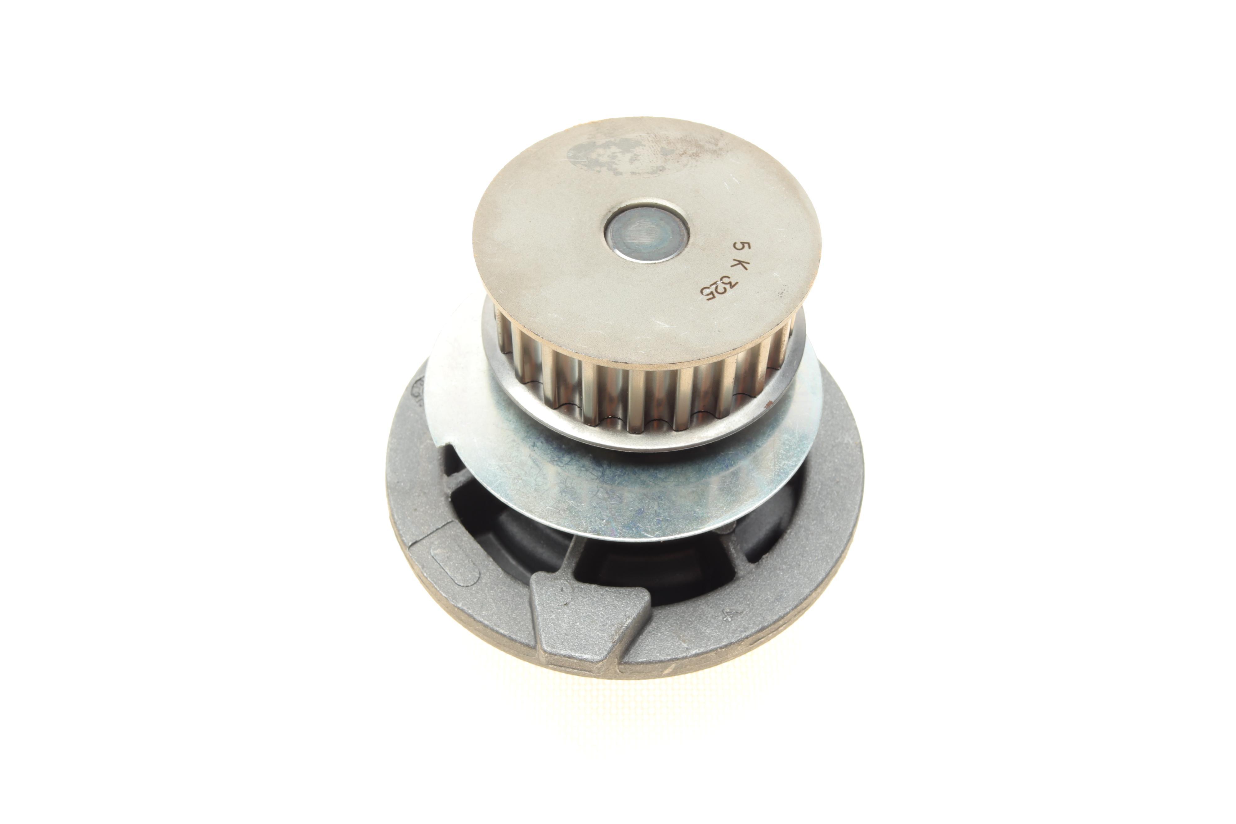 Помпа води Opel Astra F/Kadett E/Omega A/Vectra A/Ascona C 1.6/1.8/2.0 84-98 (B/B)(8 лоп)