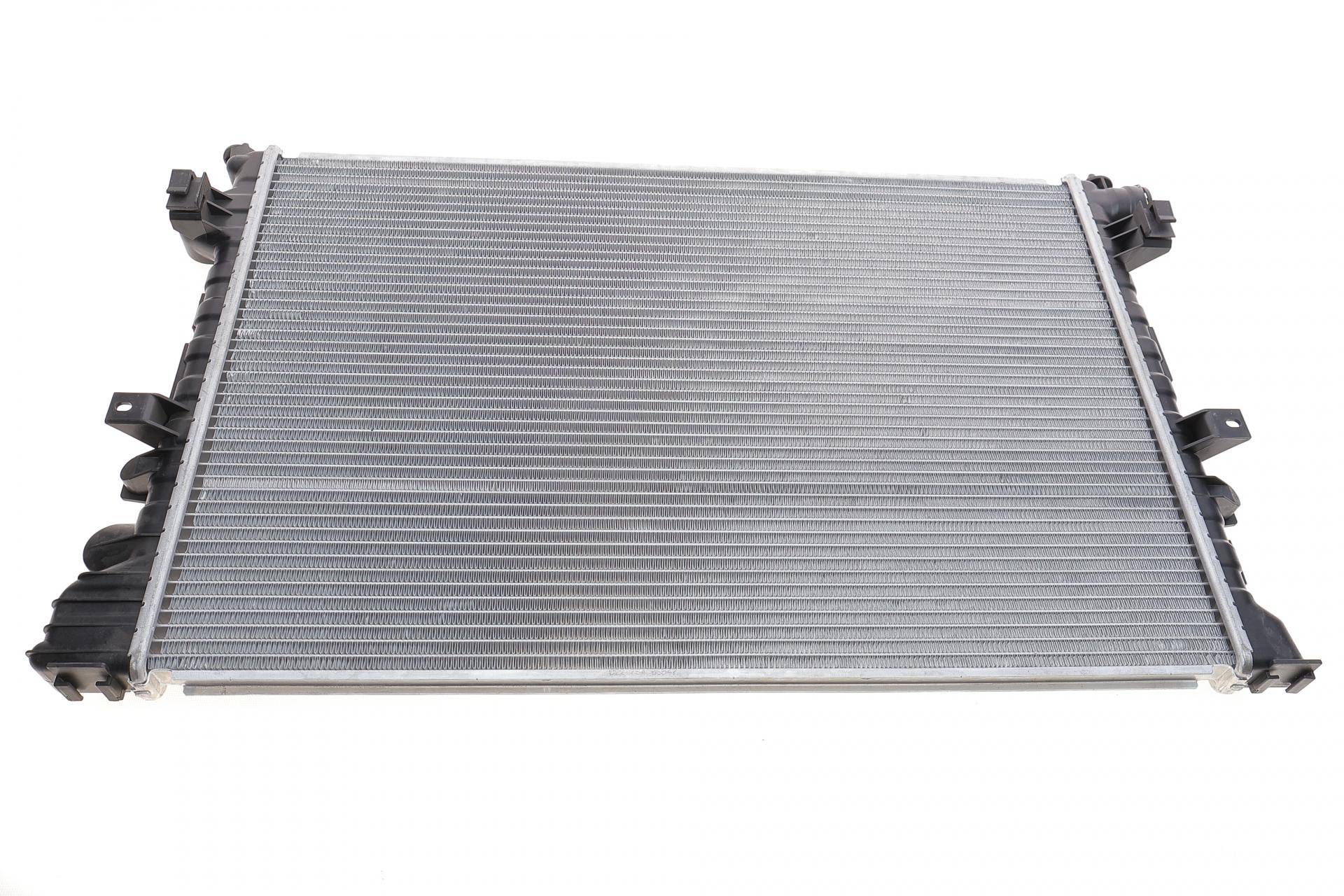 Радіатор охолодження Fiat Scudo/Citroen Jumpy 1.9D/TD-2.0