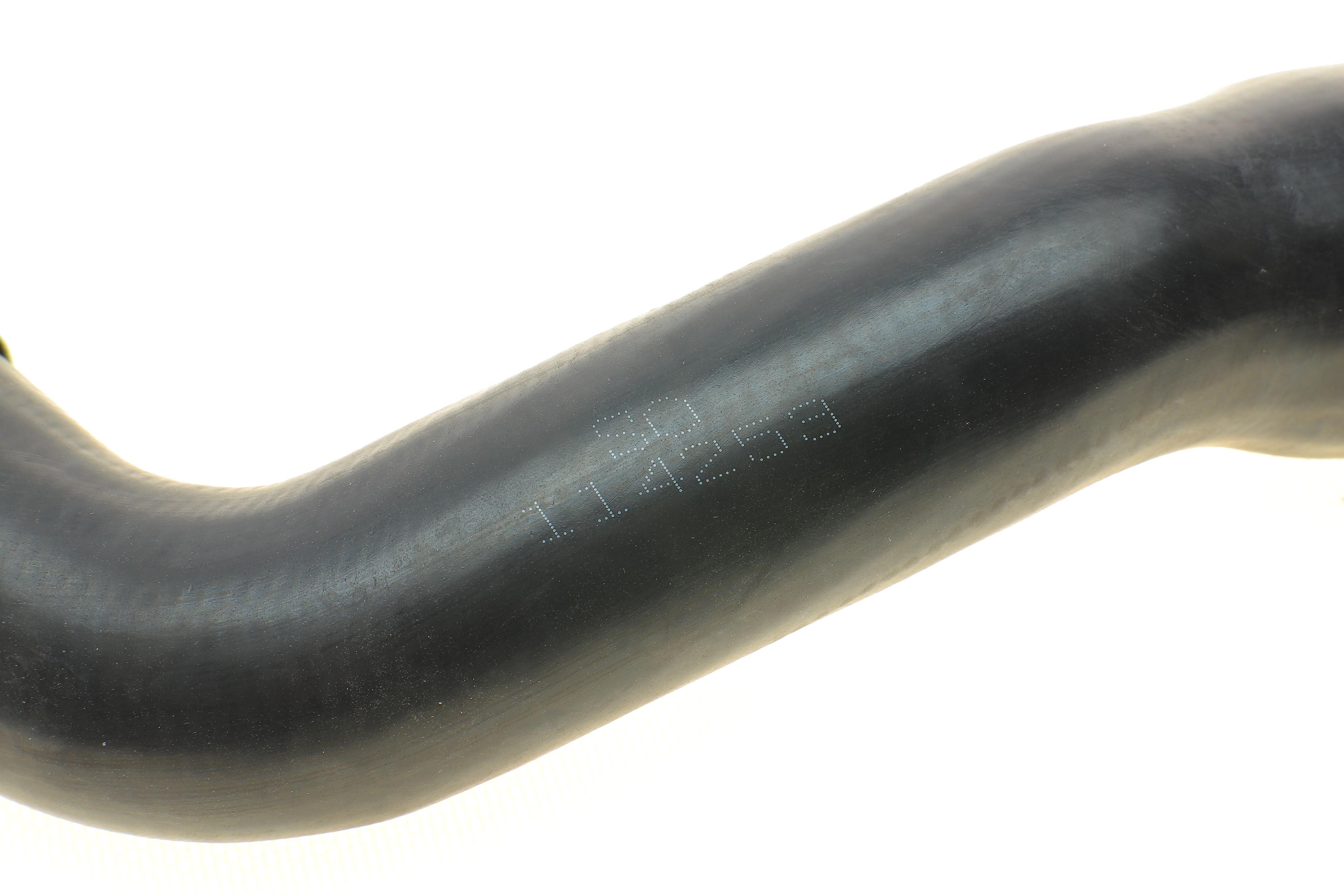 Патрубок системи охолодження MB Sprinter 3.0CDI OM642 (знизу)