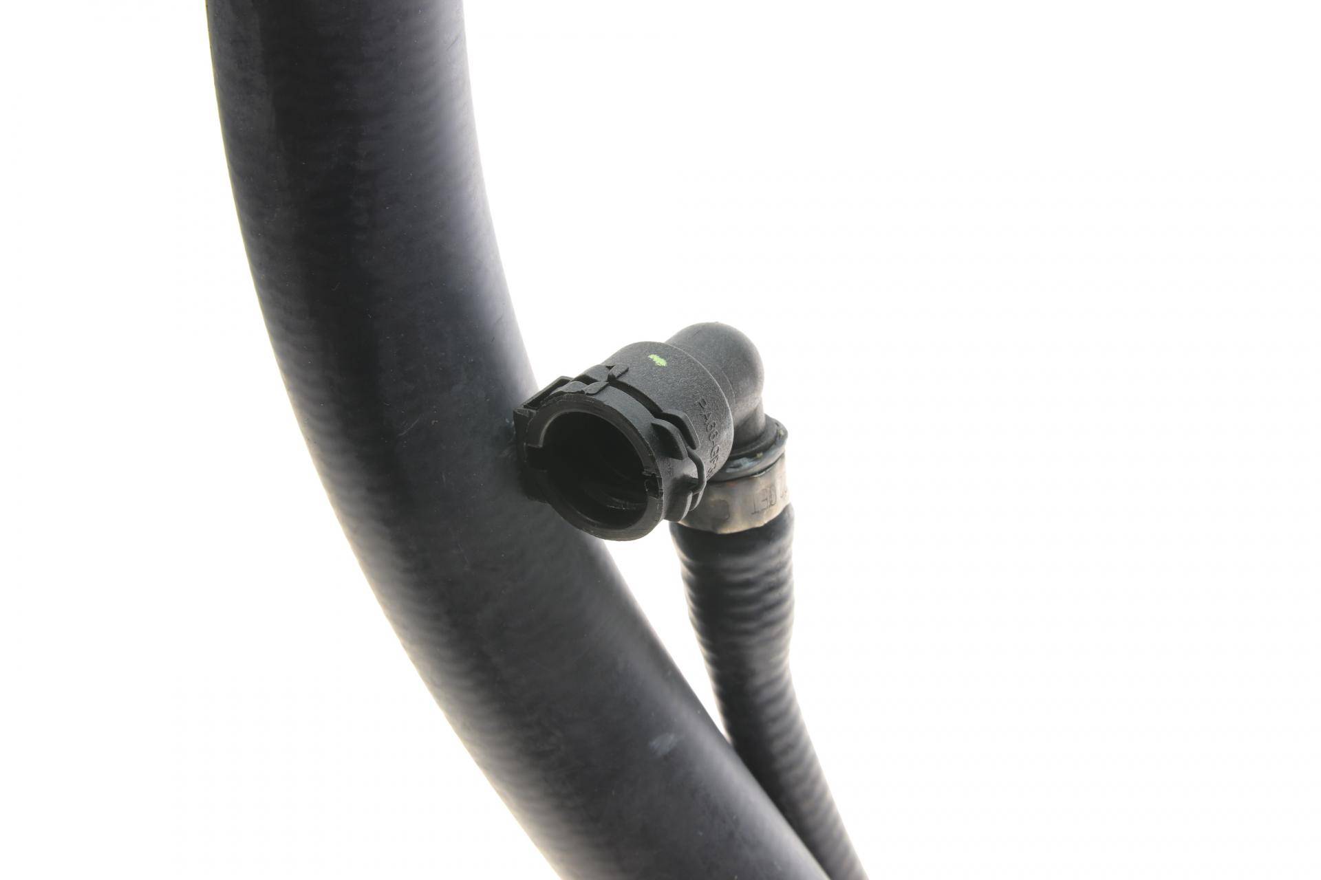 Патрубок радіатора (верхній) BMW 5 (E60/E61)/6 (E63/E64) 2.5D/3.0D 02-10