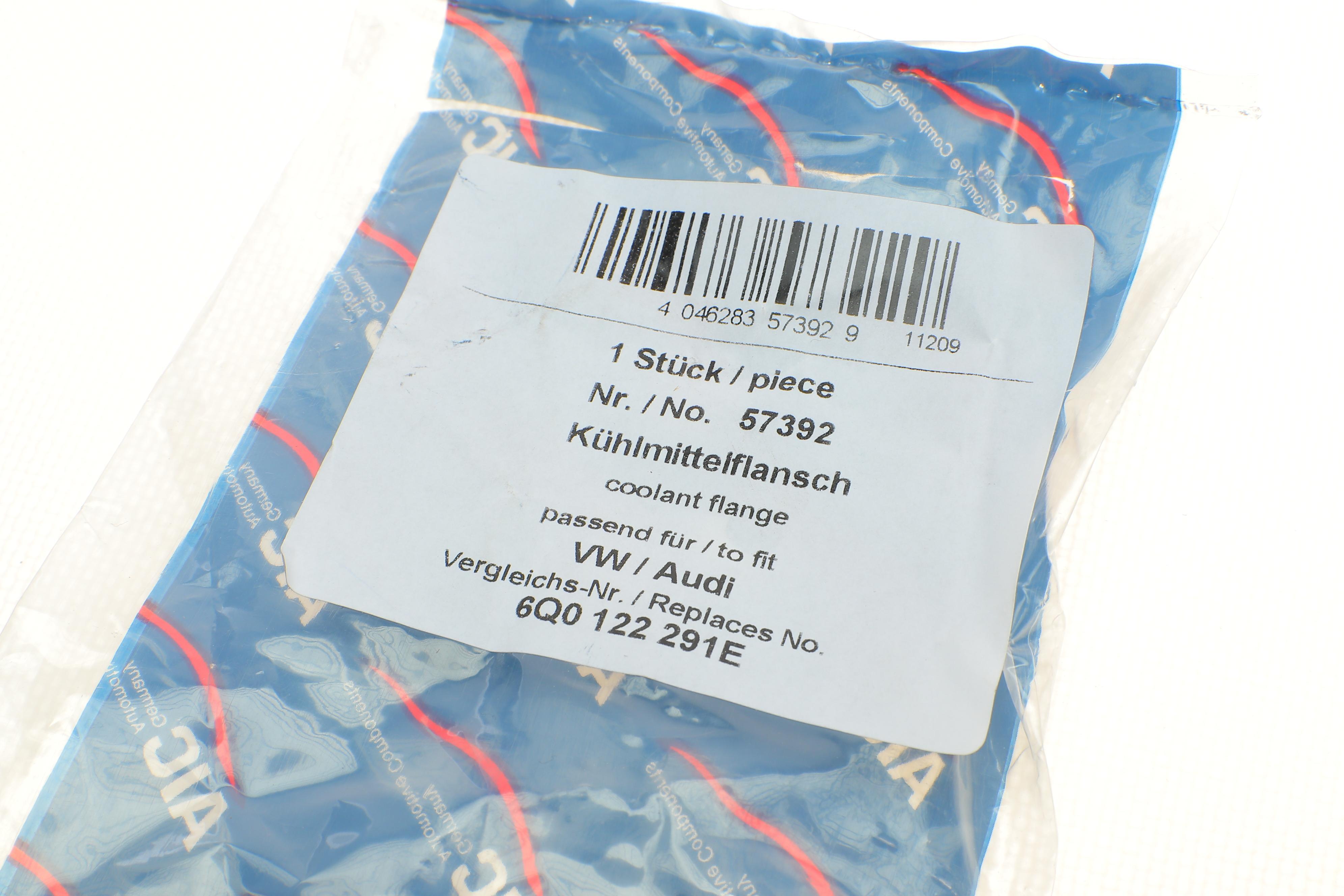 Фланець системи охолодження VW Caddy III/Golf/Polo 1.9 TDI/2.0 SDI 04-10