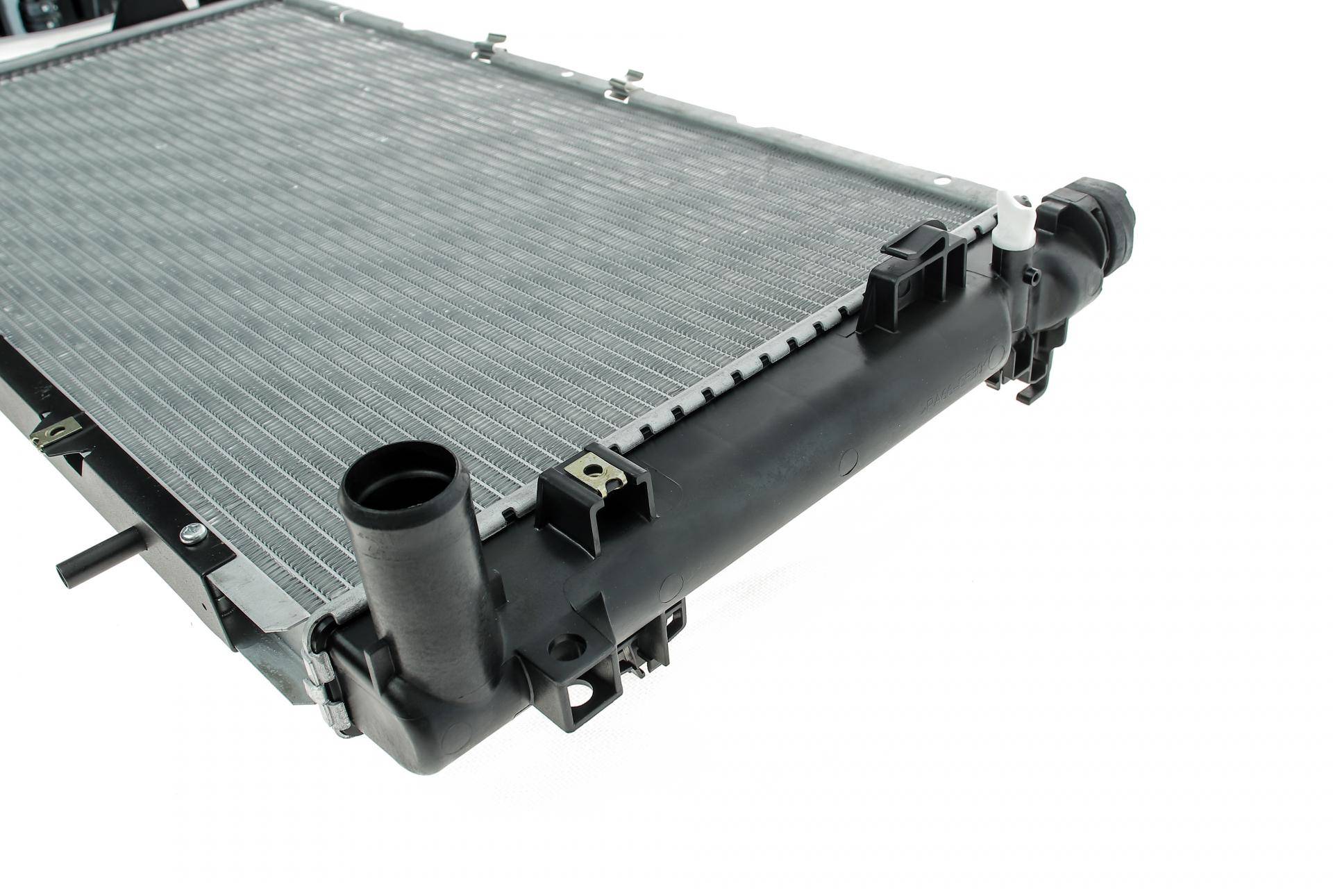 Радіатор охолодження Chrysler Voyager 00-08