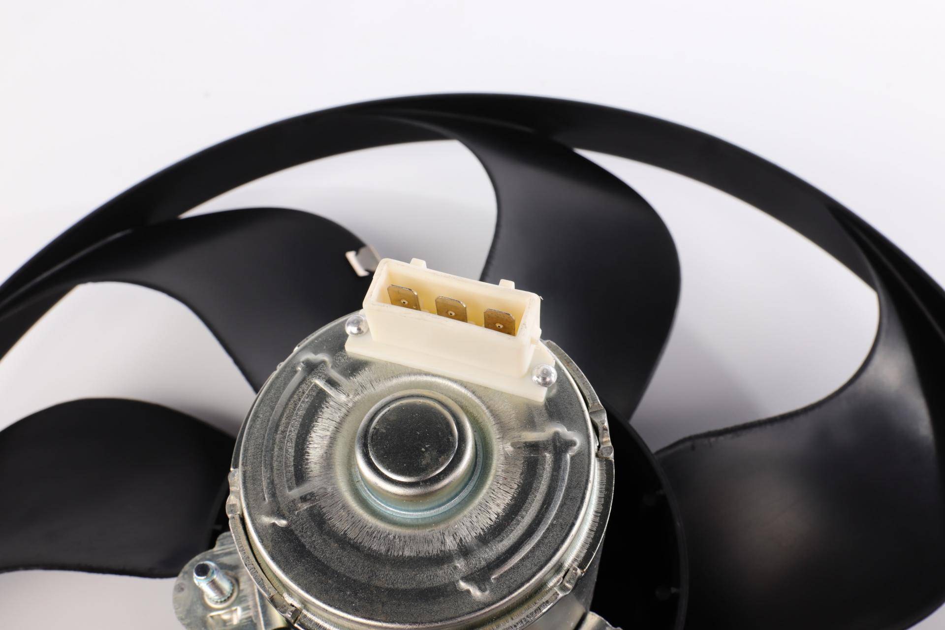 Вентилятор радіатора (електричний) Ford Galaxy/VW Sharan 1.9TDI/2.0i 95-10