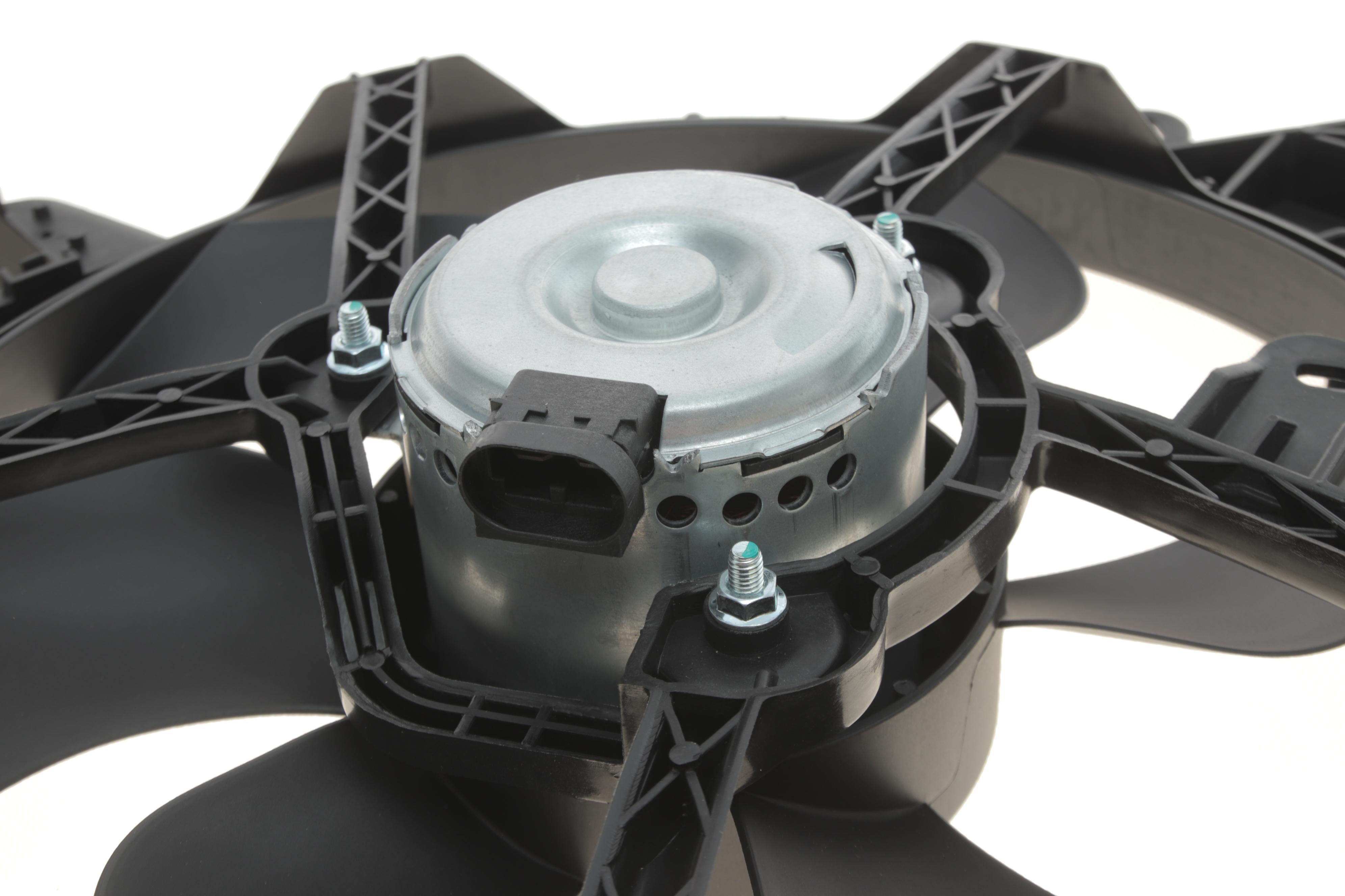 Вентилятор радіатора (електричний) Renault Trafic 01-