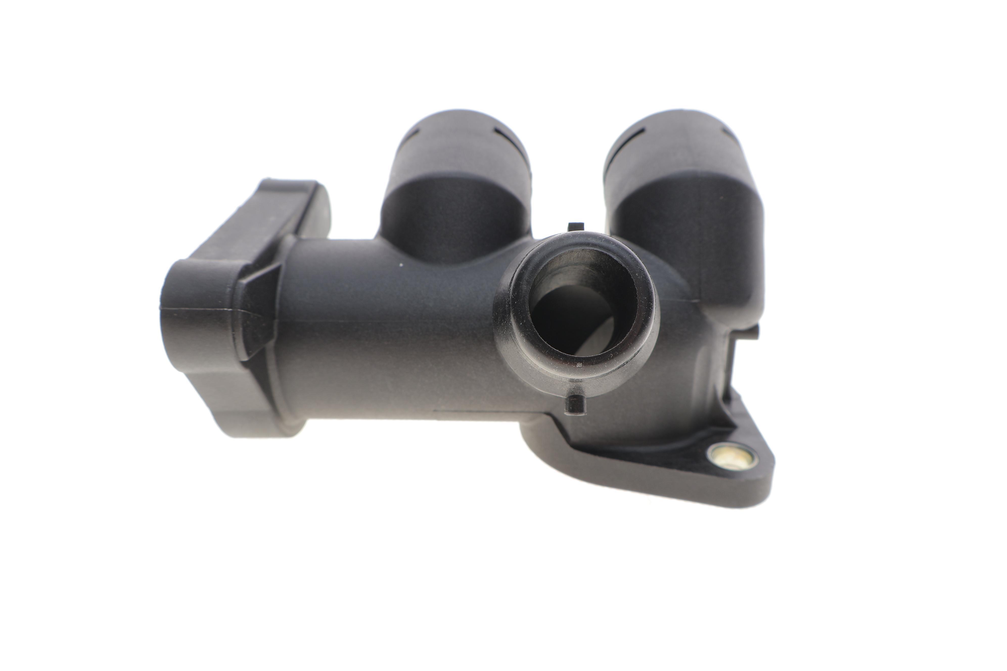 Фланець системи охолодження Audi A6/VW Passat/Skoda Superb 1.8T 95-08