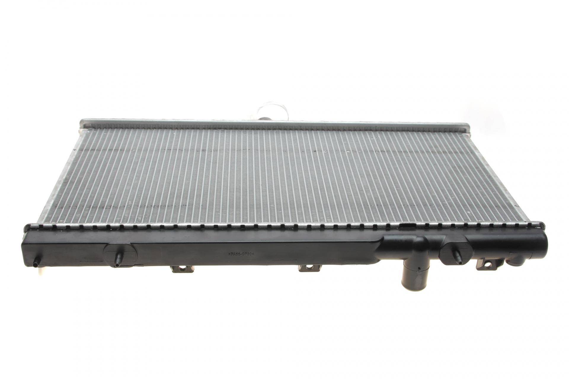 Радіатор охолодження Mitsubishi Lancer 1.3/2.0 03-