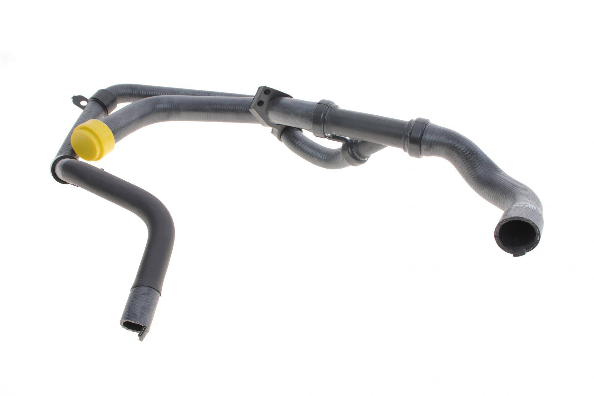 Патрубок системи охолодження Citroen Berlingo/Peugeot Partner 1.9D/2.0HDI 96-06 (к-кт в зборі)