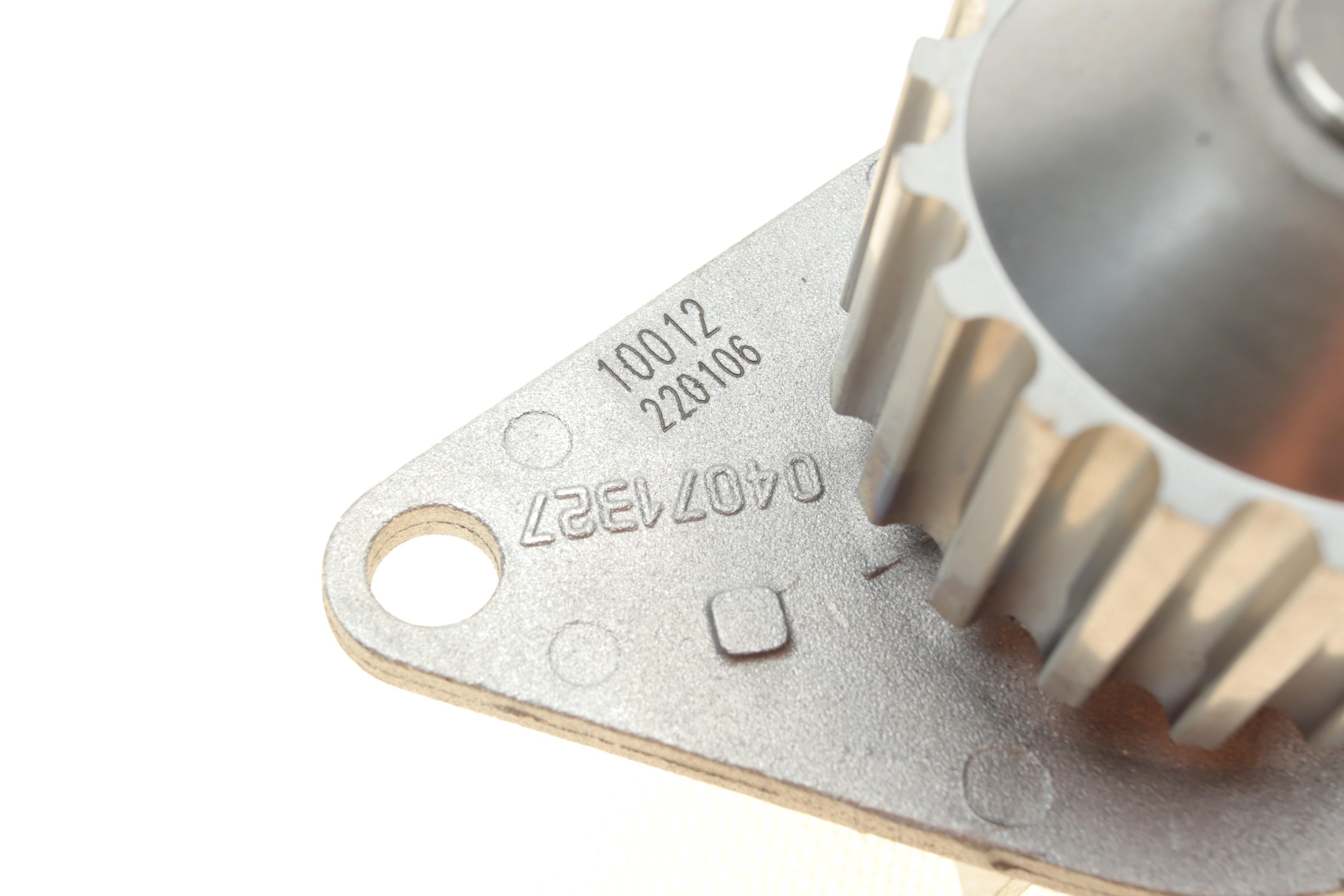 Помпа води Citroen C2/C3/Berlingo/Nemo/Peugeot 206/207/307/Bipper 1.1/1.4i 96-