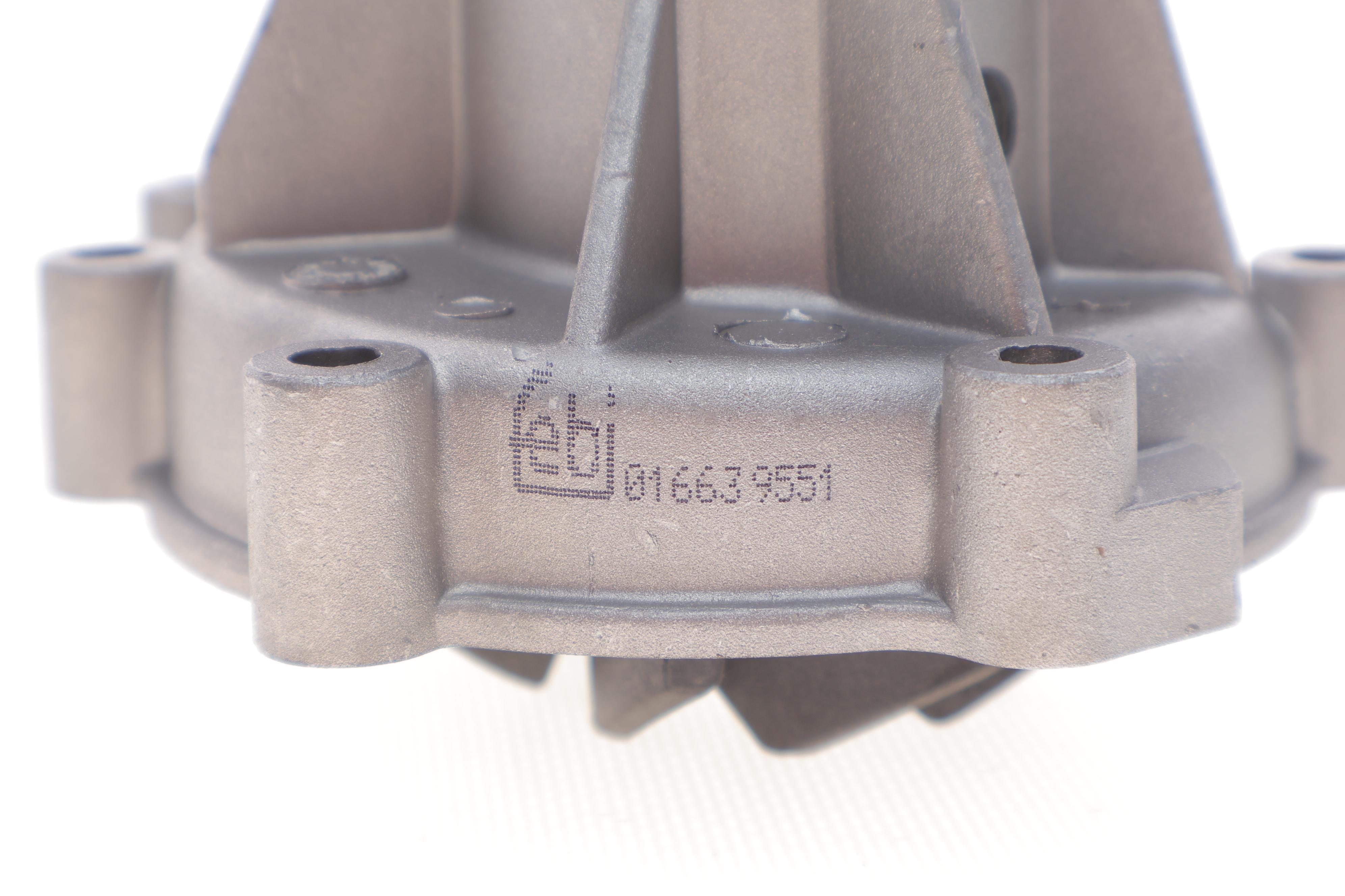 Помпа води MB 207-410D/Sprinter/Vito OM601-602