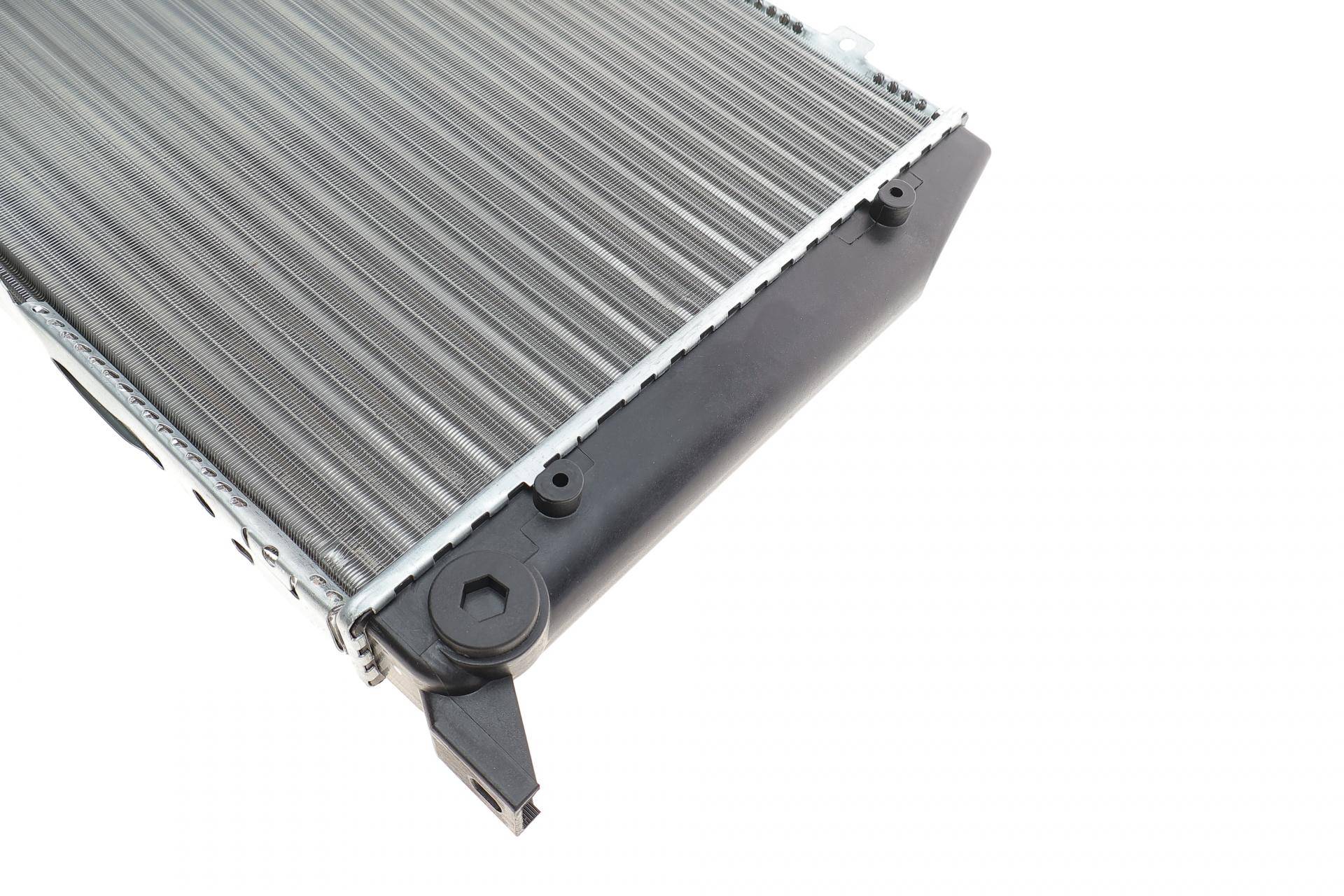 Радіатор охолодження Audi 80/100 1, 6-2, 0 86-