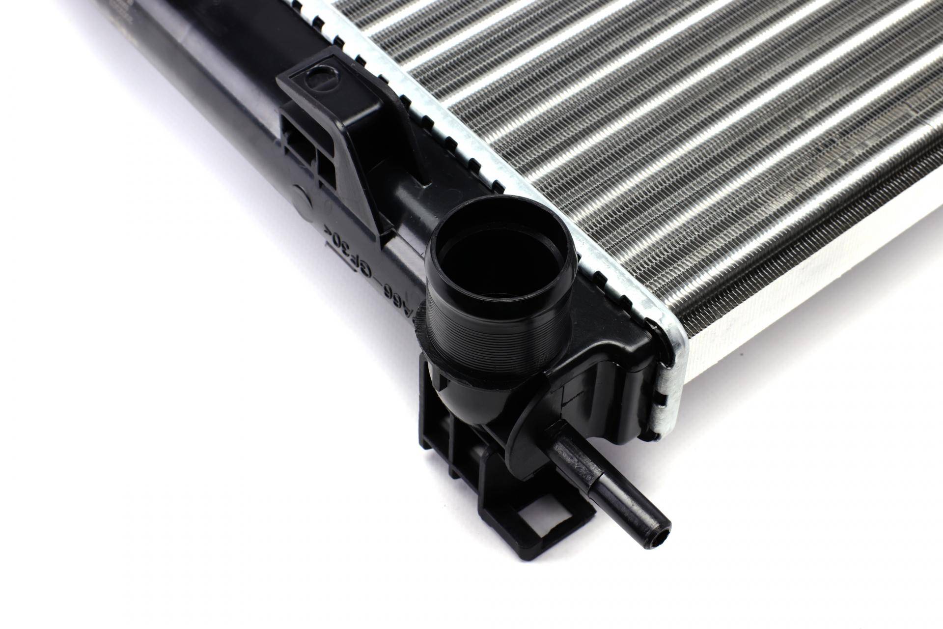 Радіатор охолодження Renault Kangoo 1.5 dCi/1.6 16V 08- (+AC)