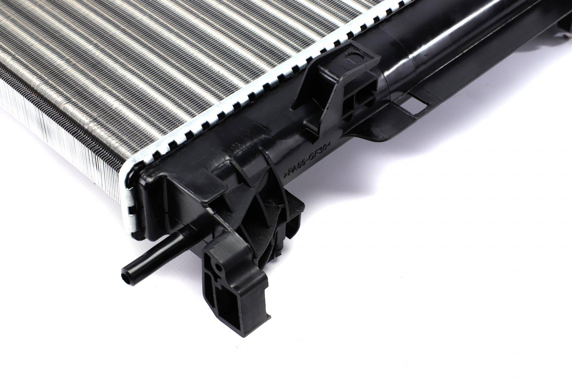 Радіатор охолодження Renault Kangoo 1.5 dCi/1.6 16V 08- (+AC)