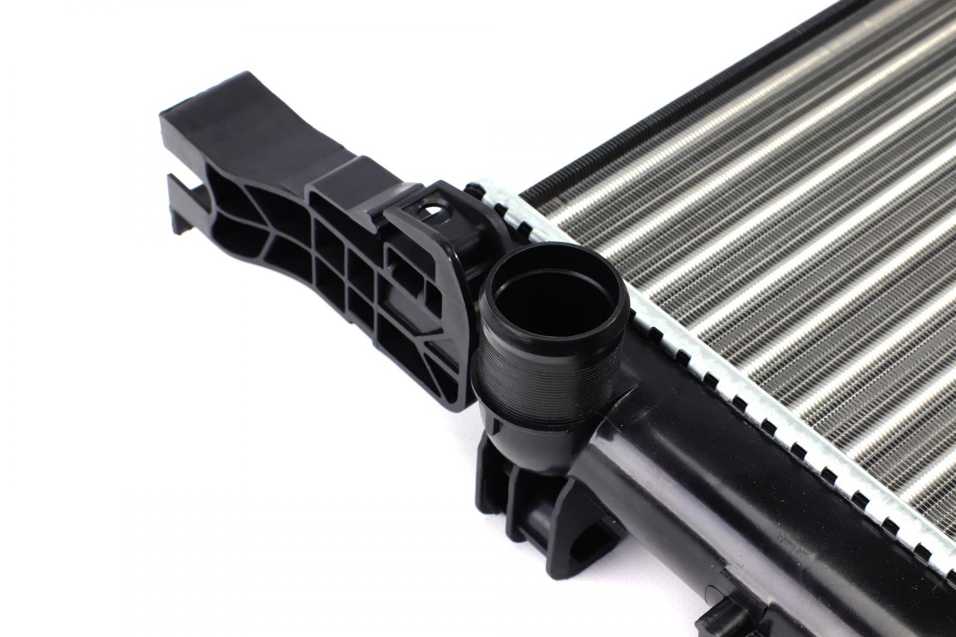 Радіатор охолодження Renault Kangoo 1.5 dCi/1.6 16V 08- (+AC)