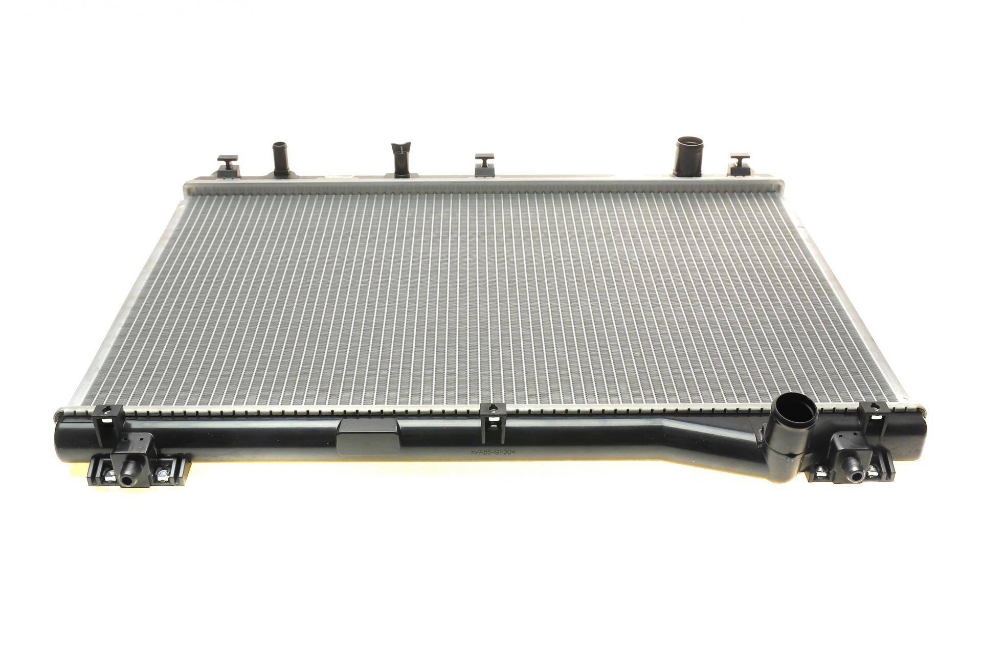 Радіатор охолодження Suzuki Grand Vitara 1.9DDiS 4x4 05-15