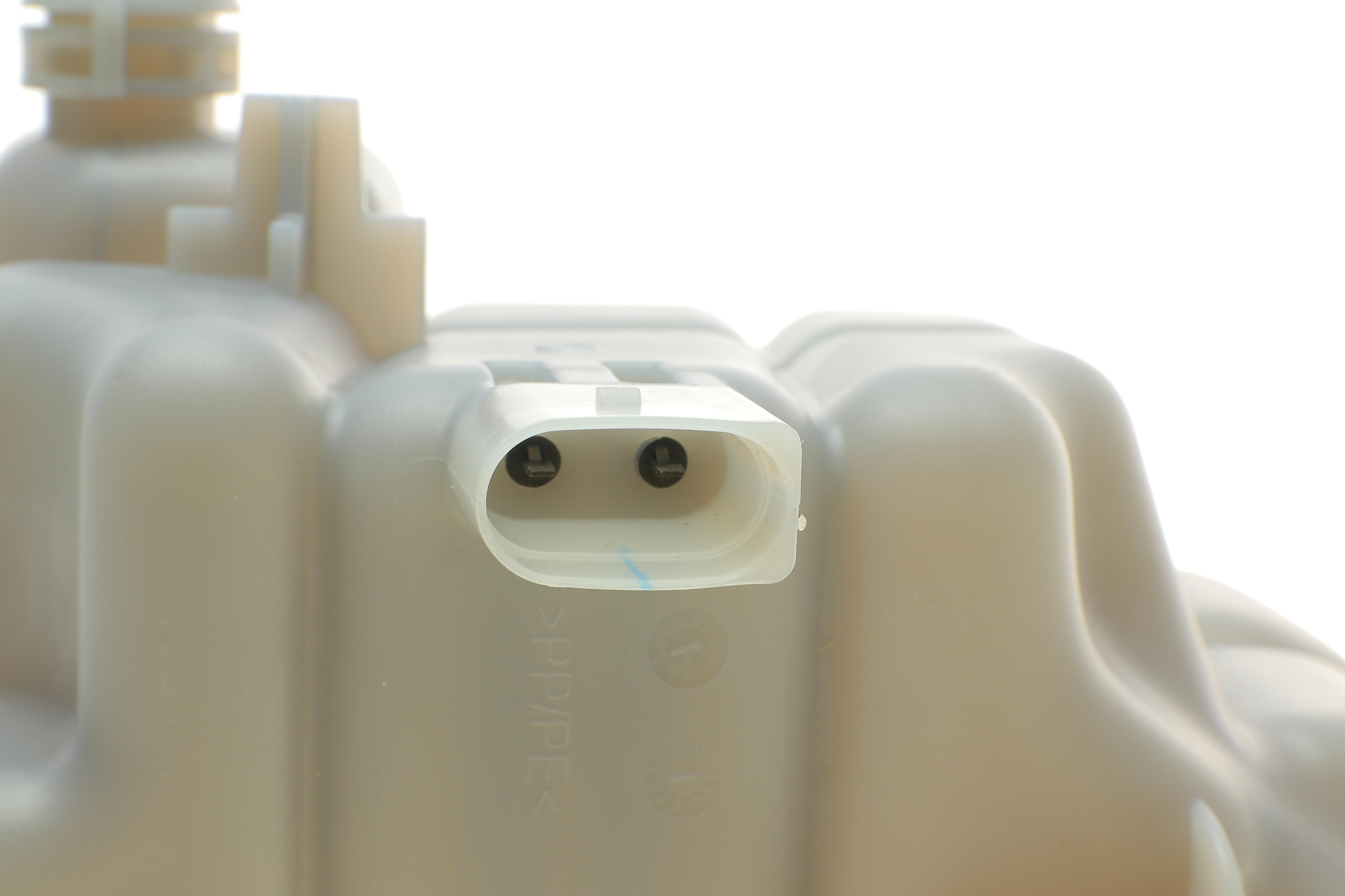 Бачок розширювальний Audi A6/A7/A8 1.8/2.0/2.8/3.0 10-18