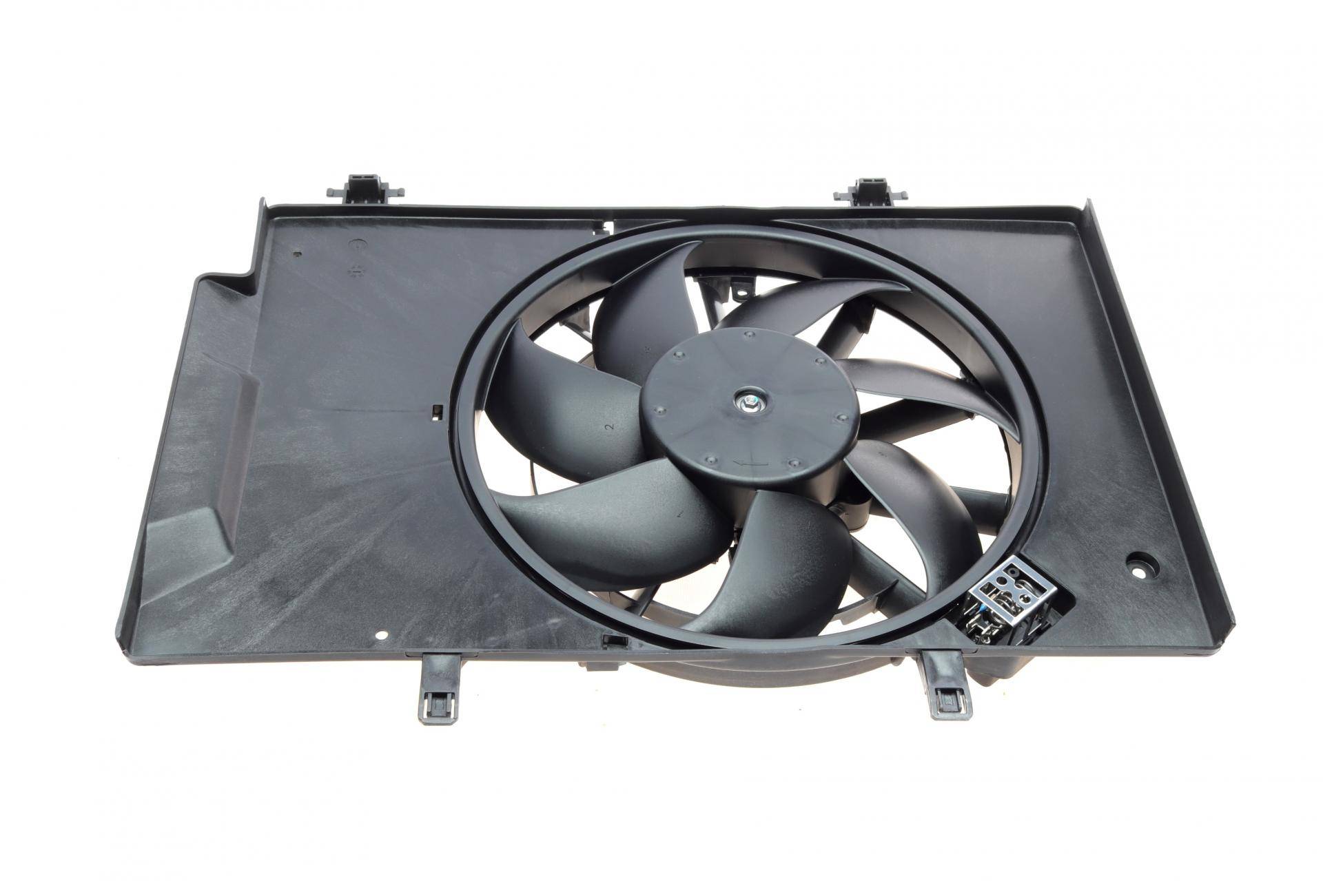 Вентилятор радіатора Ford B-Max 1.5TDCi 12-/Fiesta 1.2-1.6 08-/Ecosport 1.5TDCi 13- (з дифузором)