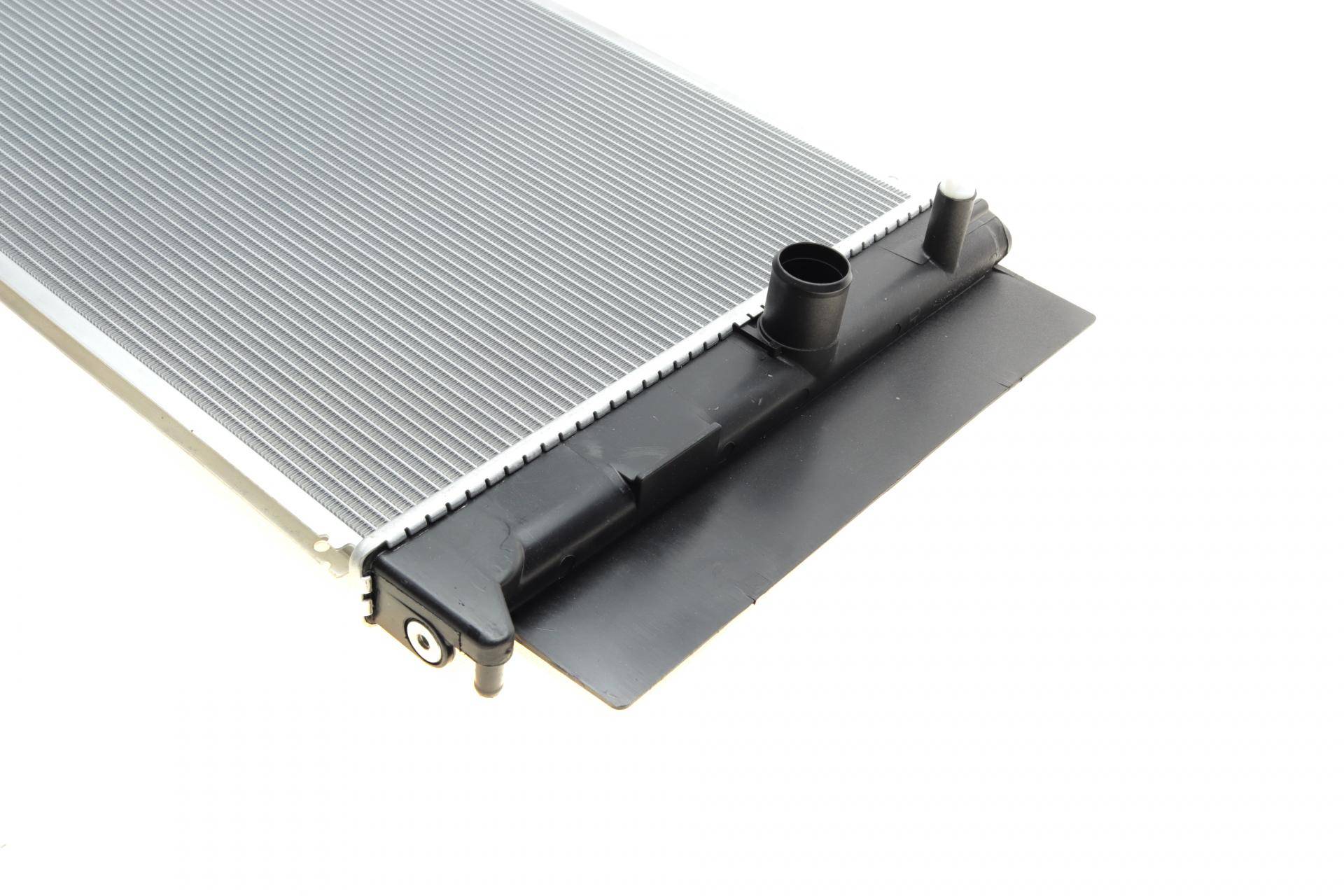 Радіатор охолодження Toyota Auris 07-12/Corolla 1.3-1.8 02-18