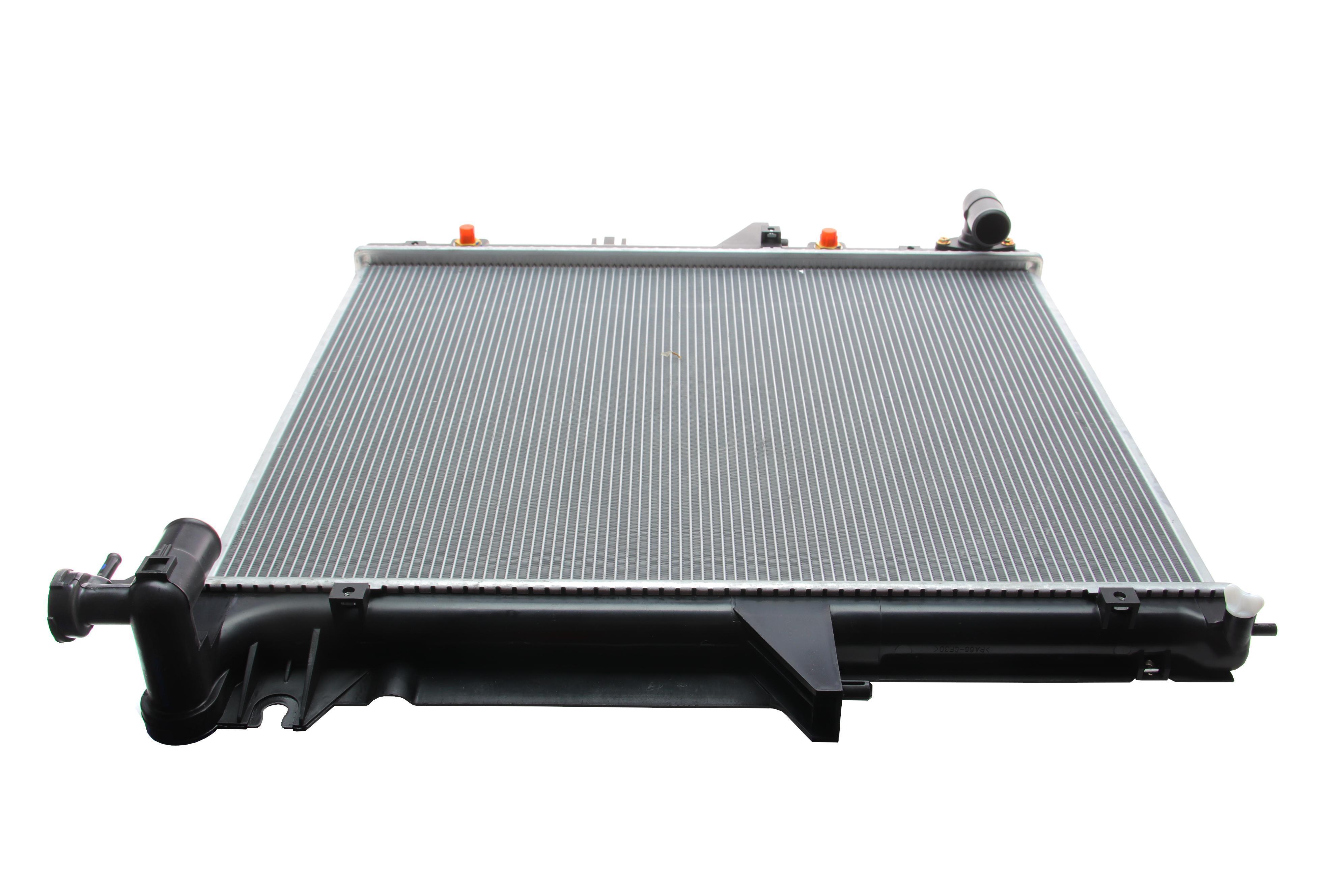 Радіатор охолодження Mitsubishi L200 2.5D 05-15