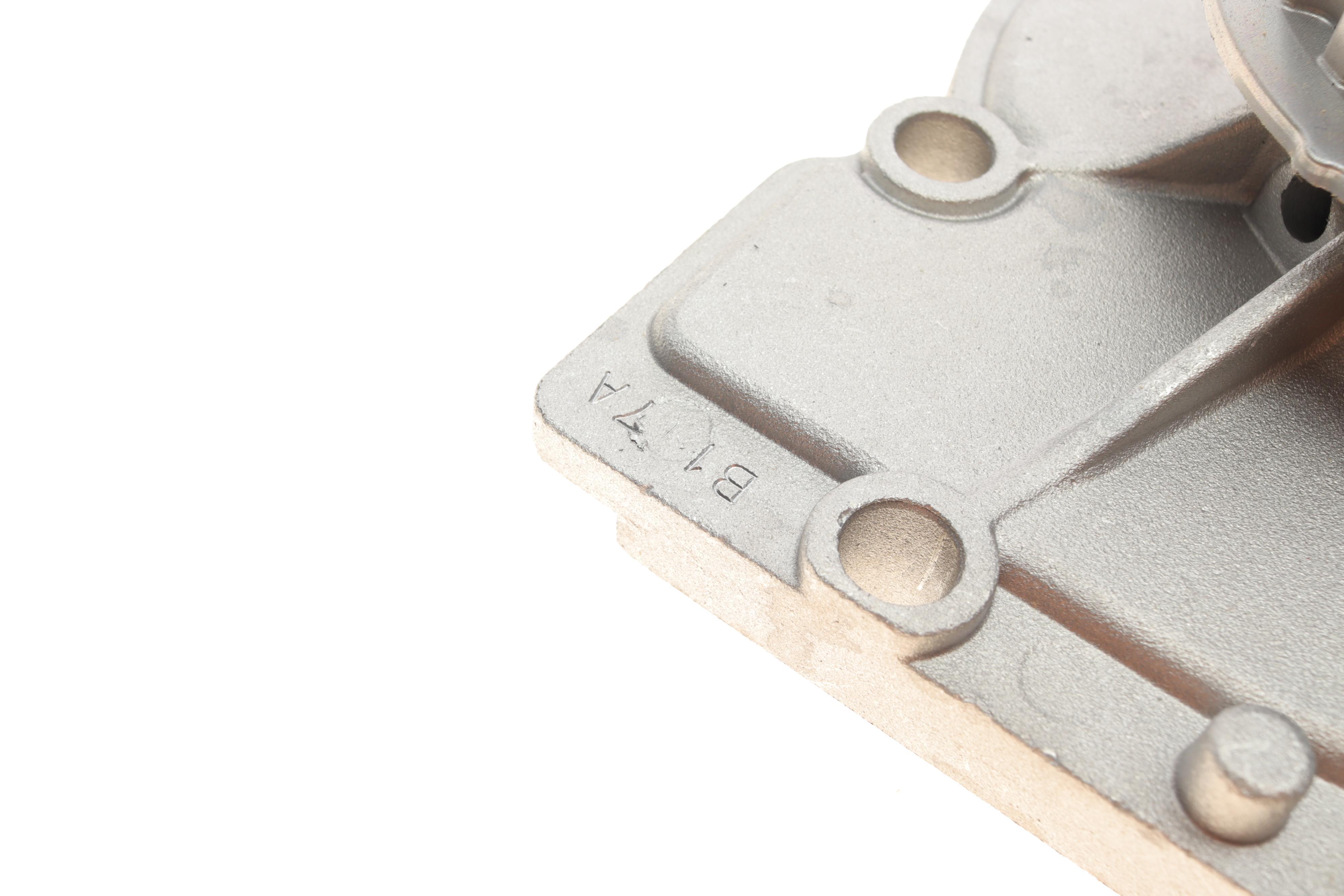 Помпа води Ford Focus/Kuga/Mondeo 2.5ST/RS 05-/Renault Laguna 2.0 16V 95-