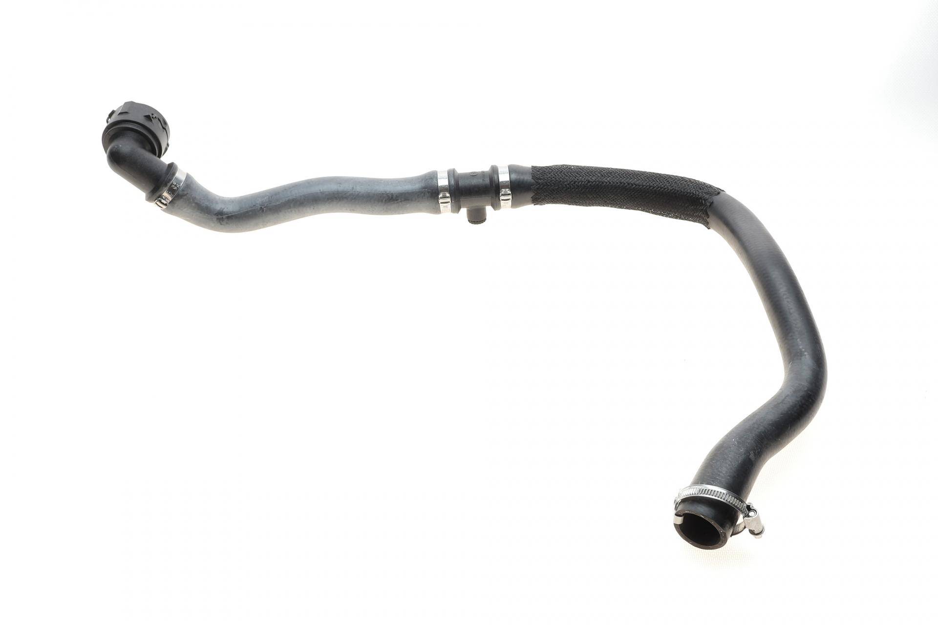 Патрубок радіатора (верхній) Land Rover Discovery/Freelander/Range Rover 2.0 11-