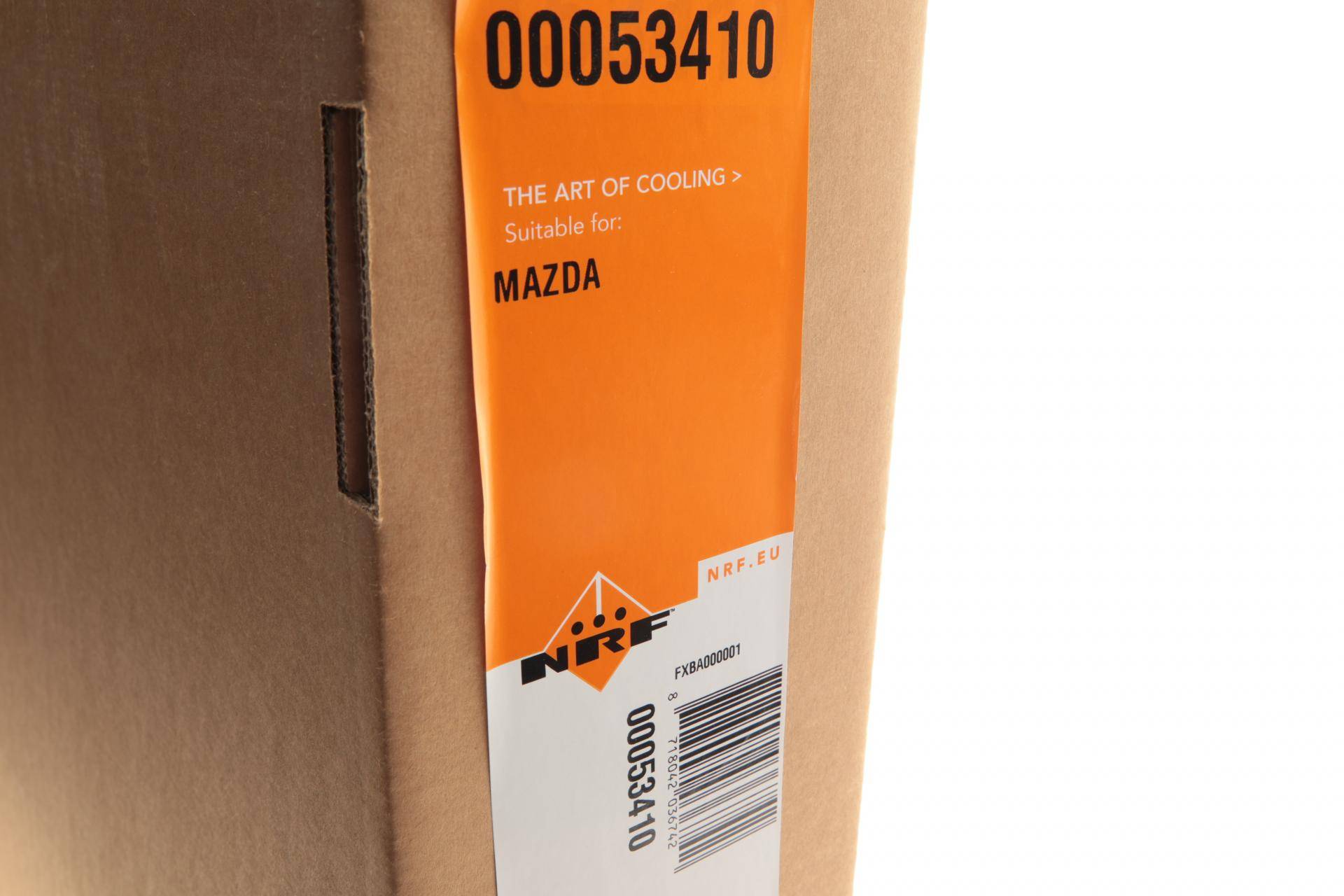 Радіатор охолодження Mazda 6 2.0 02-07