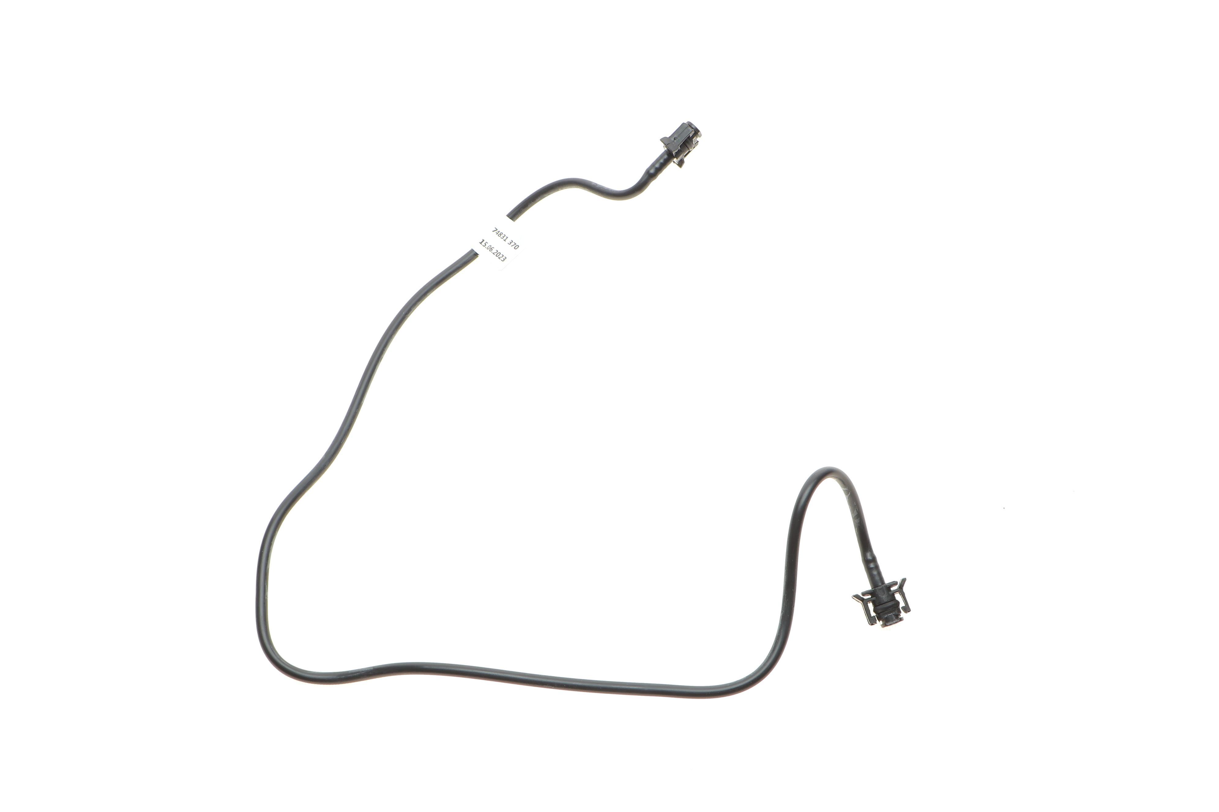 Трубка системи охолодження Citroen Berlingo/Peugeot Partner 1.6VTi/1.6HDi 08- (з конекторами)