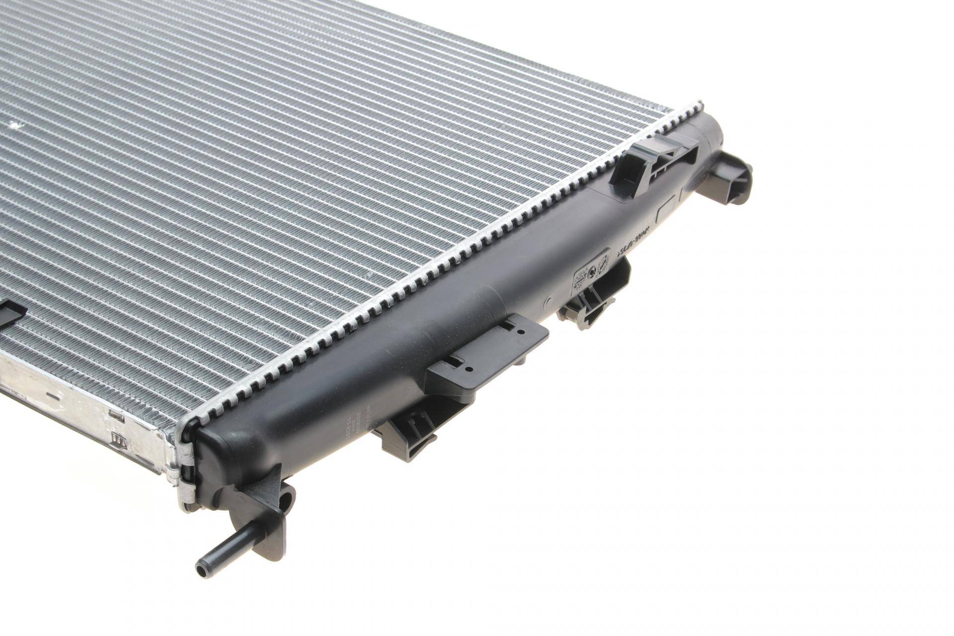 Радіатор охолодження Nissan Qashqai 1.6 07-13