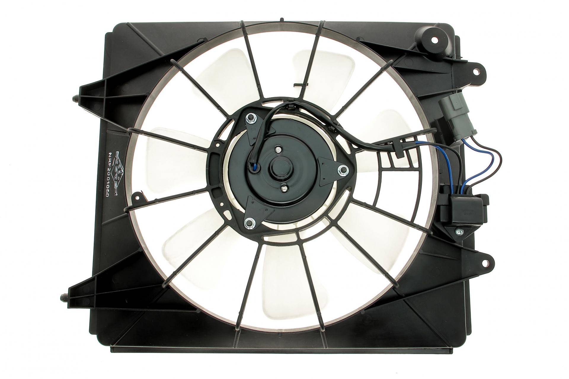 Вентилятор радіатора Honda CR-V III 2.0/2.2/2.4D 07- (з дифузором)