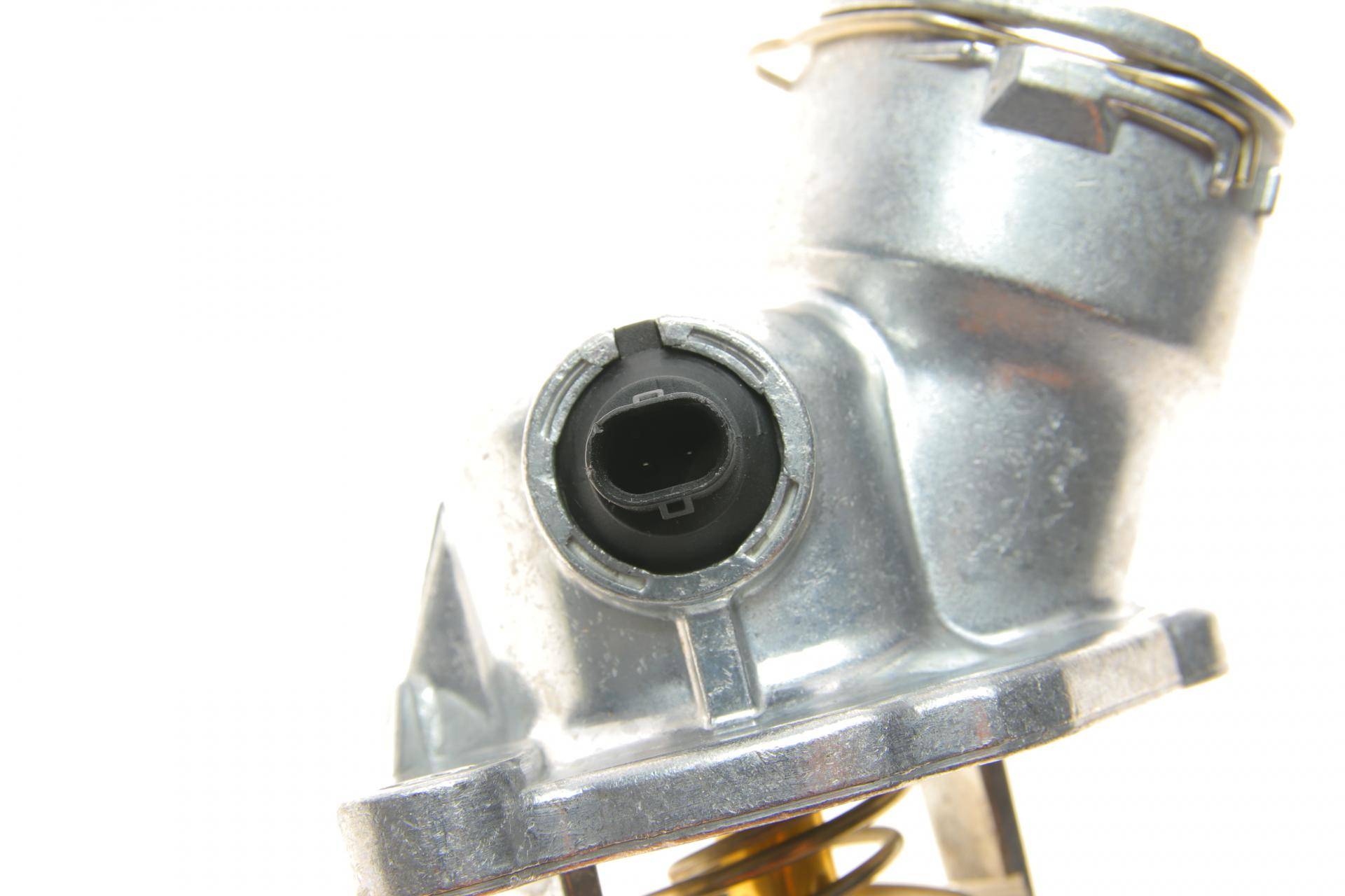 Термостат MB E-class (W212)/S-class (W221) 4.7/5.5 05-13 (M273)/Vito (W639) 3.5 07- (M272) (100°)