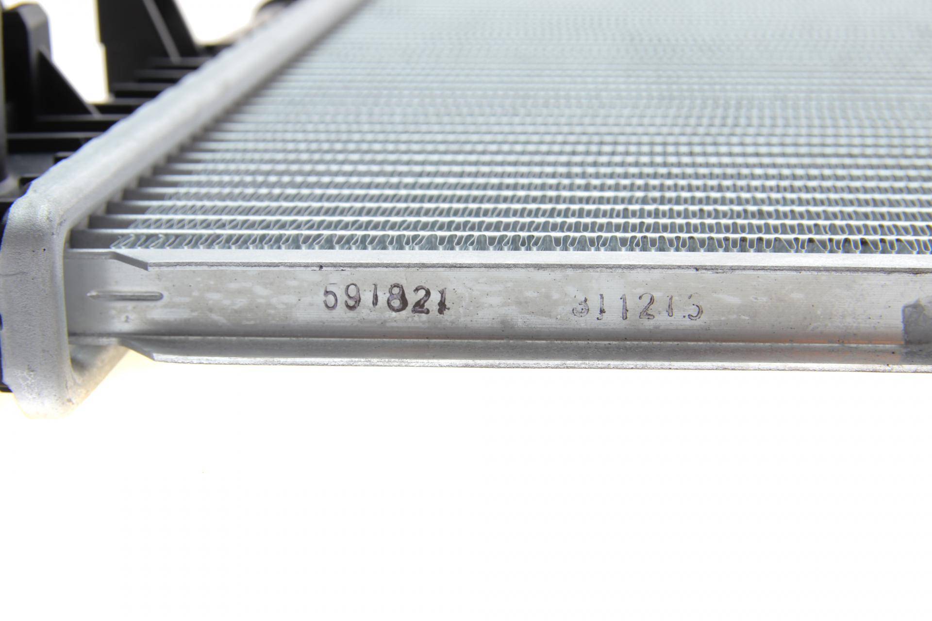 Радіатор охолодження Dodge Journey/Fiat Freemont 2.0D-3.6 08-