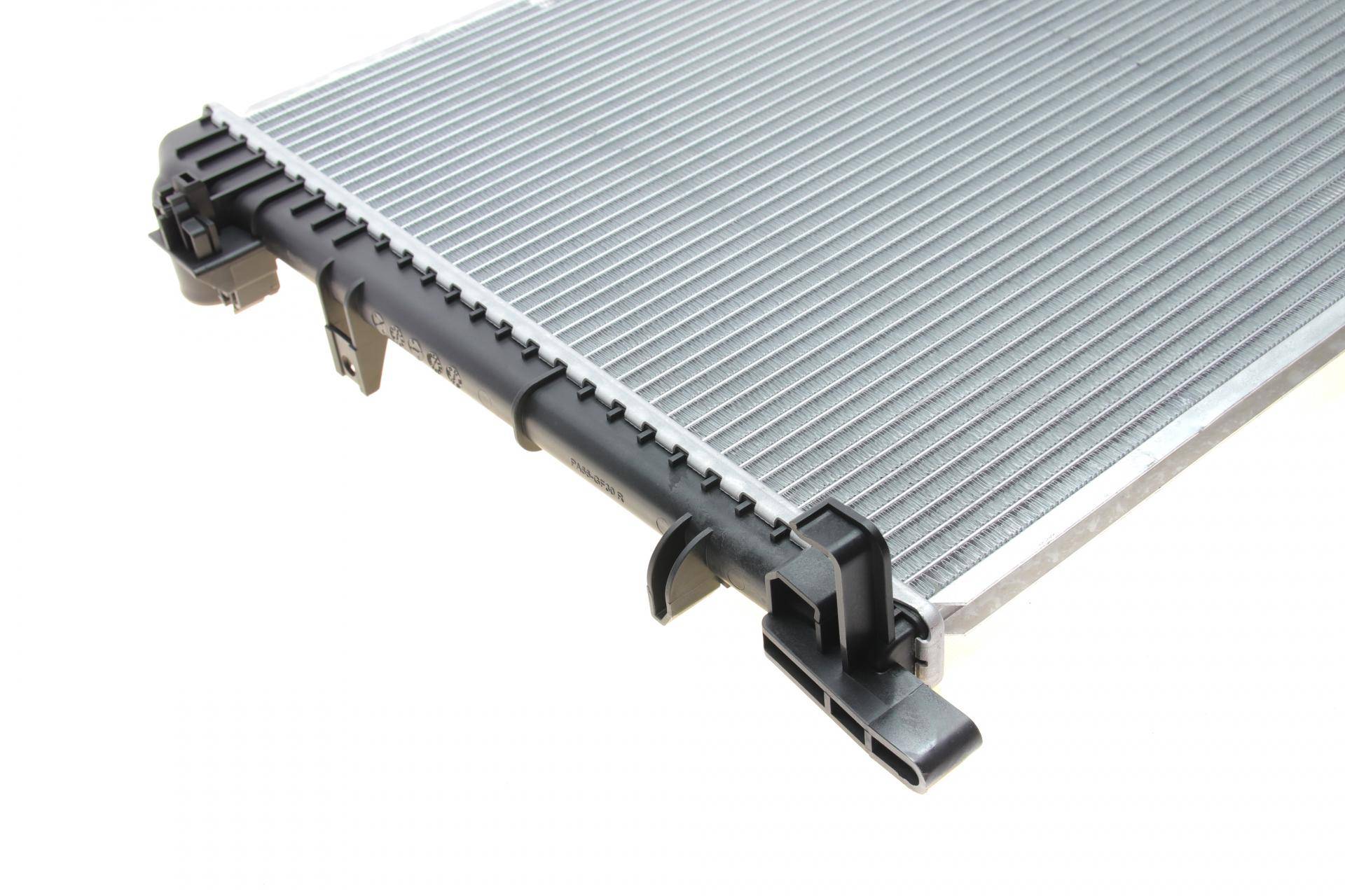 Радіатор охолодження Dodge Journey/Fiat Freemont 2.0D-3.6 08-