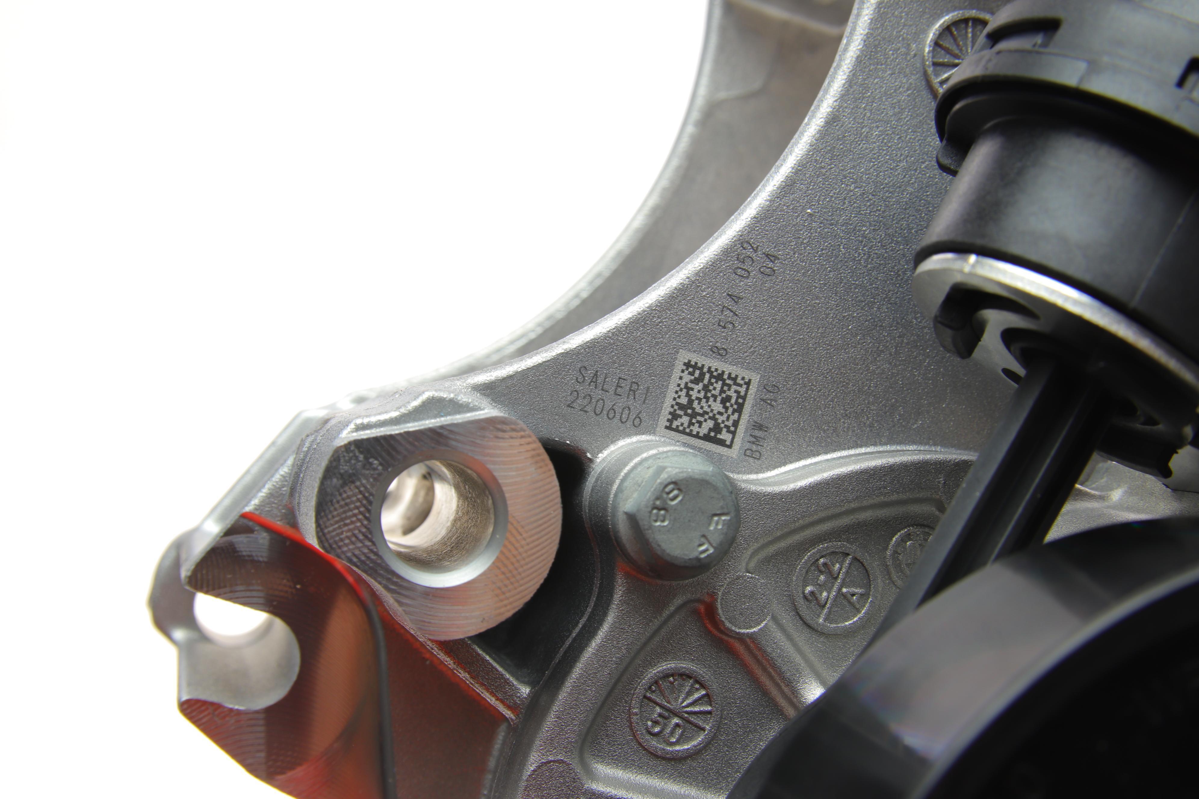 Помпа води BMW 3 (G20)/5 (G30) 16- (B57)