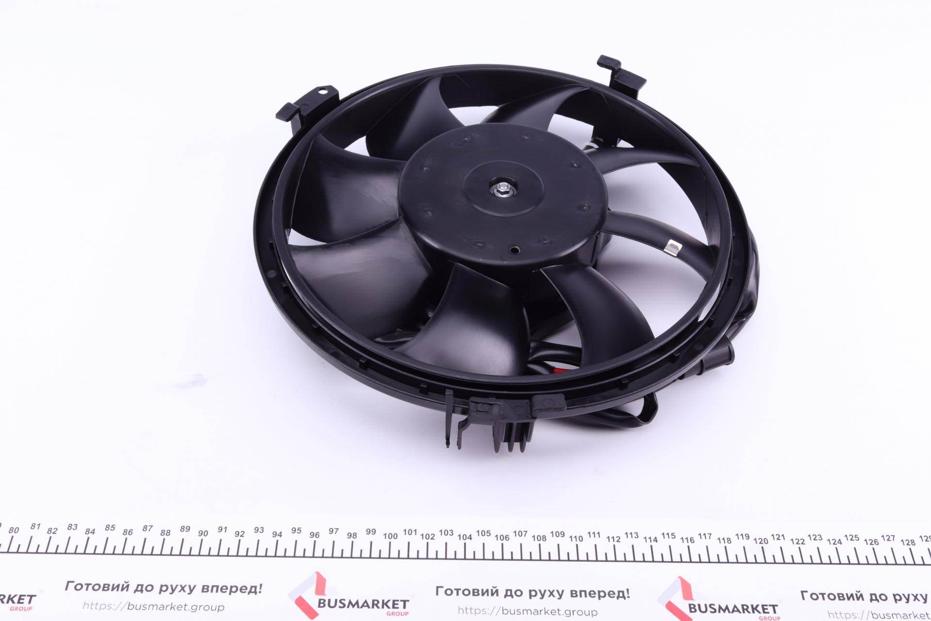 Вентилятор охолодження двигуна Audi A6/VW Passat 1.6-3.0 97-05