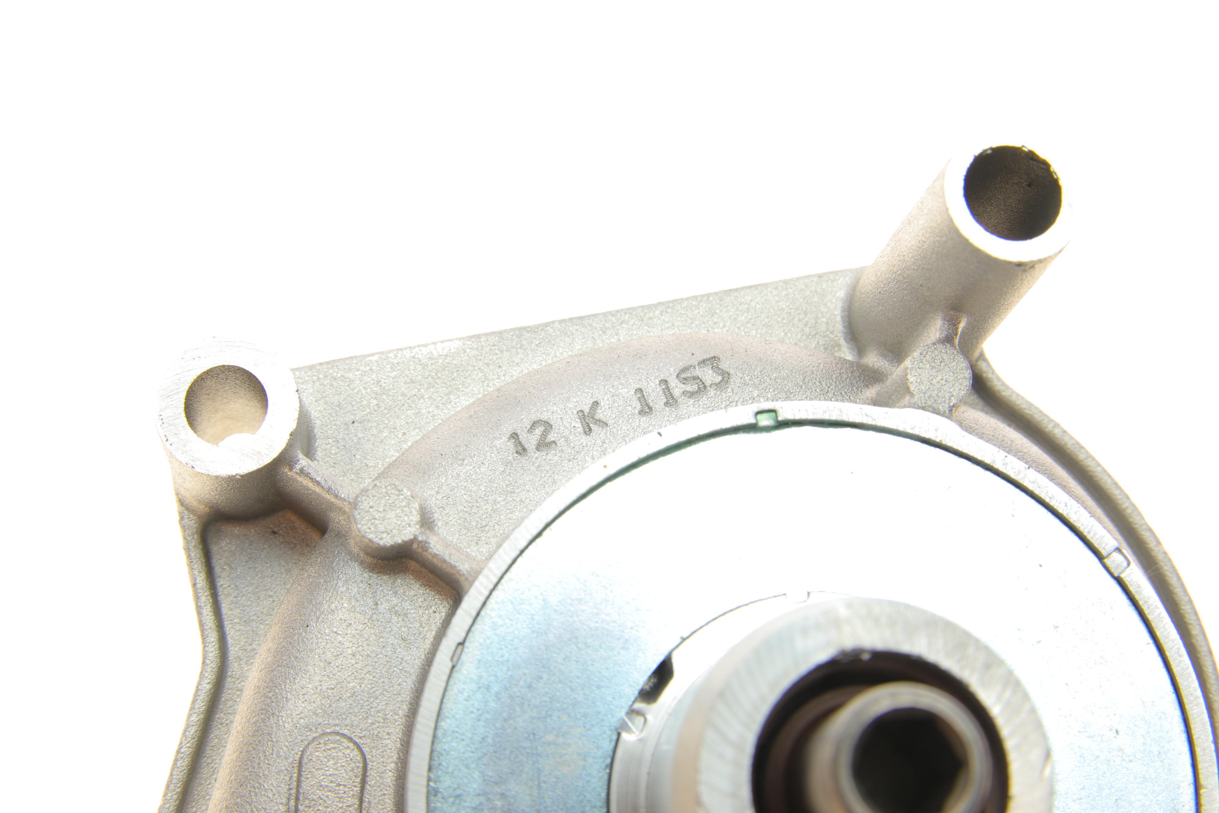 Помпа води Audi Q7/VW Touareg 3.0/4.2 TDI/FSI 06-15