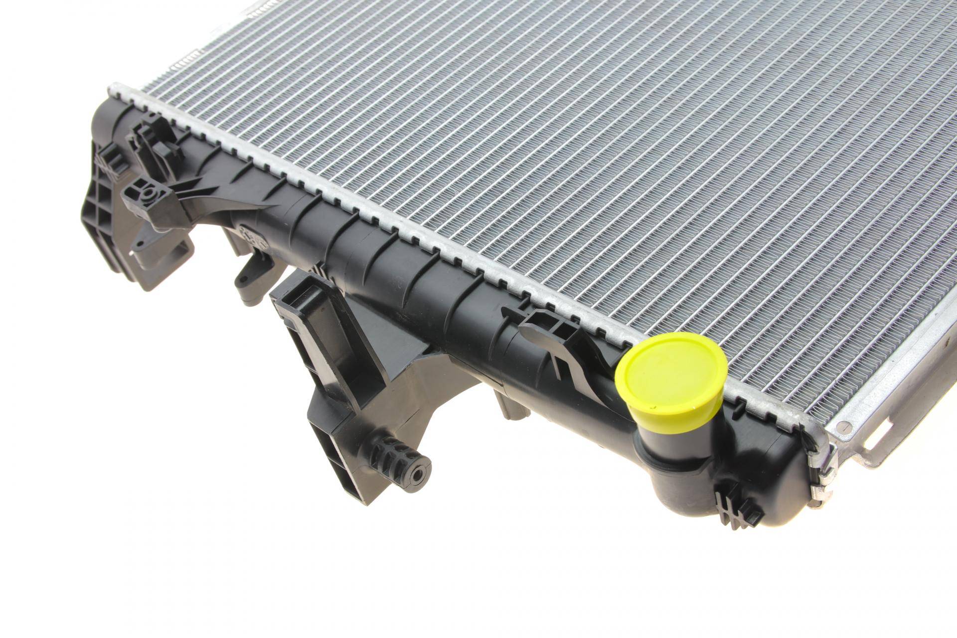 Радіатор охолодження VW Multivan V/T5 2.0TSI/TDI/BiTDI 03-