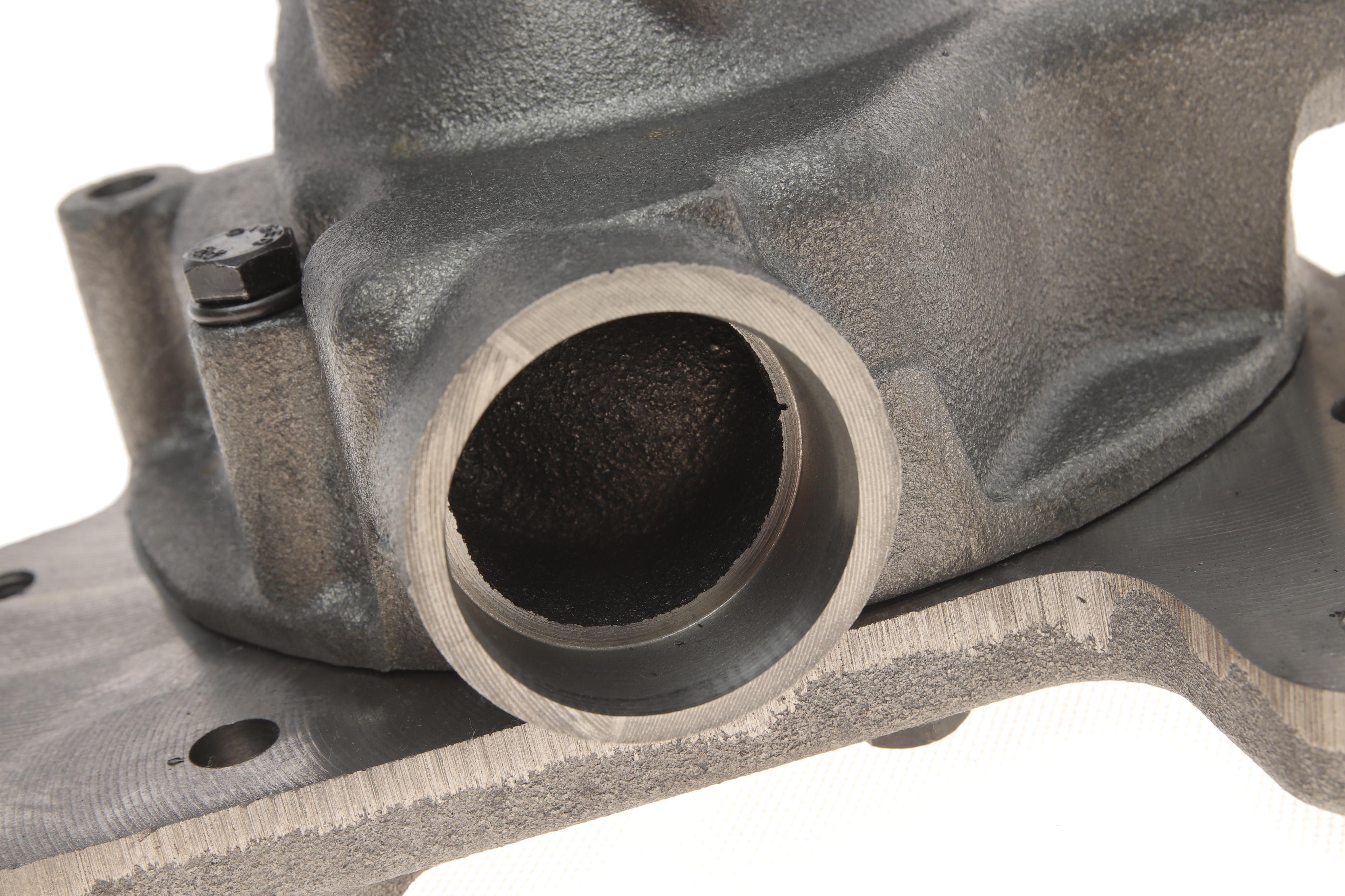 Помпа води MB OM366