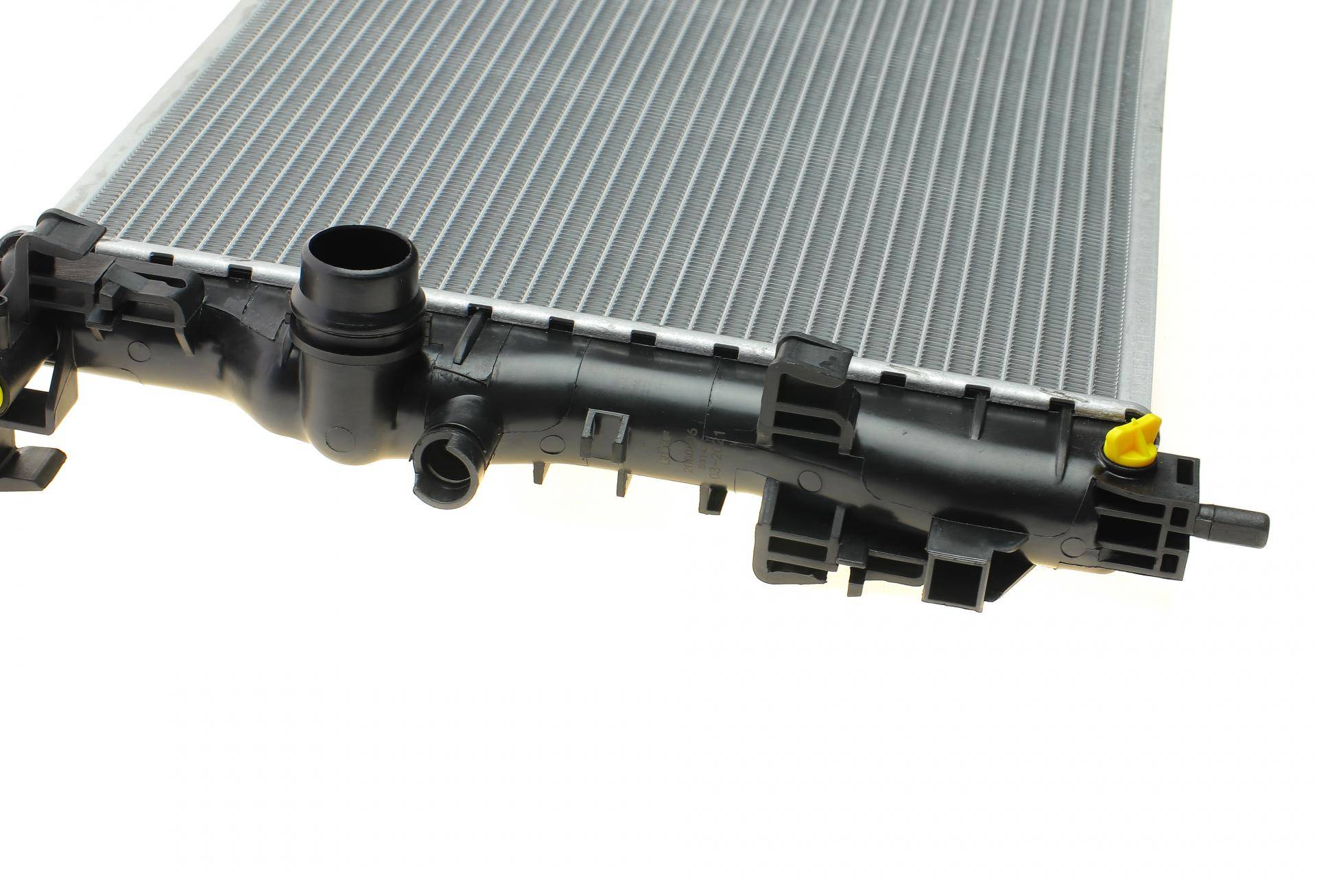 Радіатор охолодження Opel Astra J 1.3/1.7CDTI 09-15