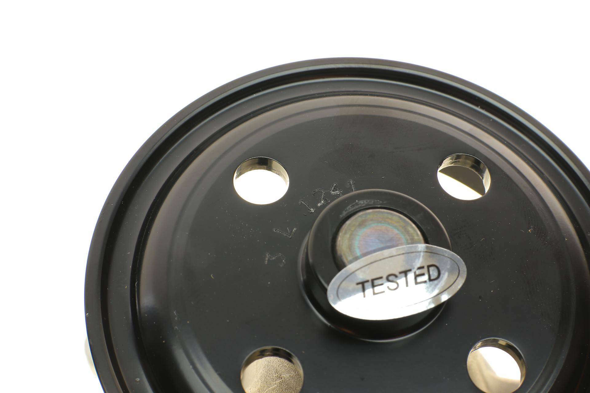 Помпа води Mazda 3/6/CX-5 2.2D 12- (R/B) (6 лоп)