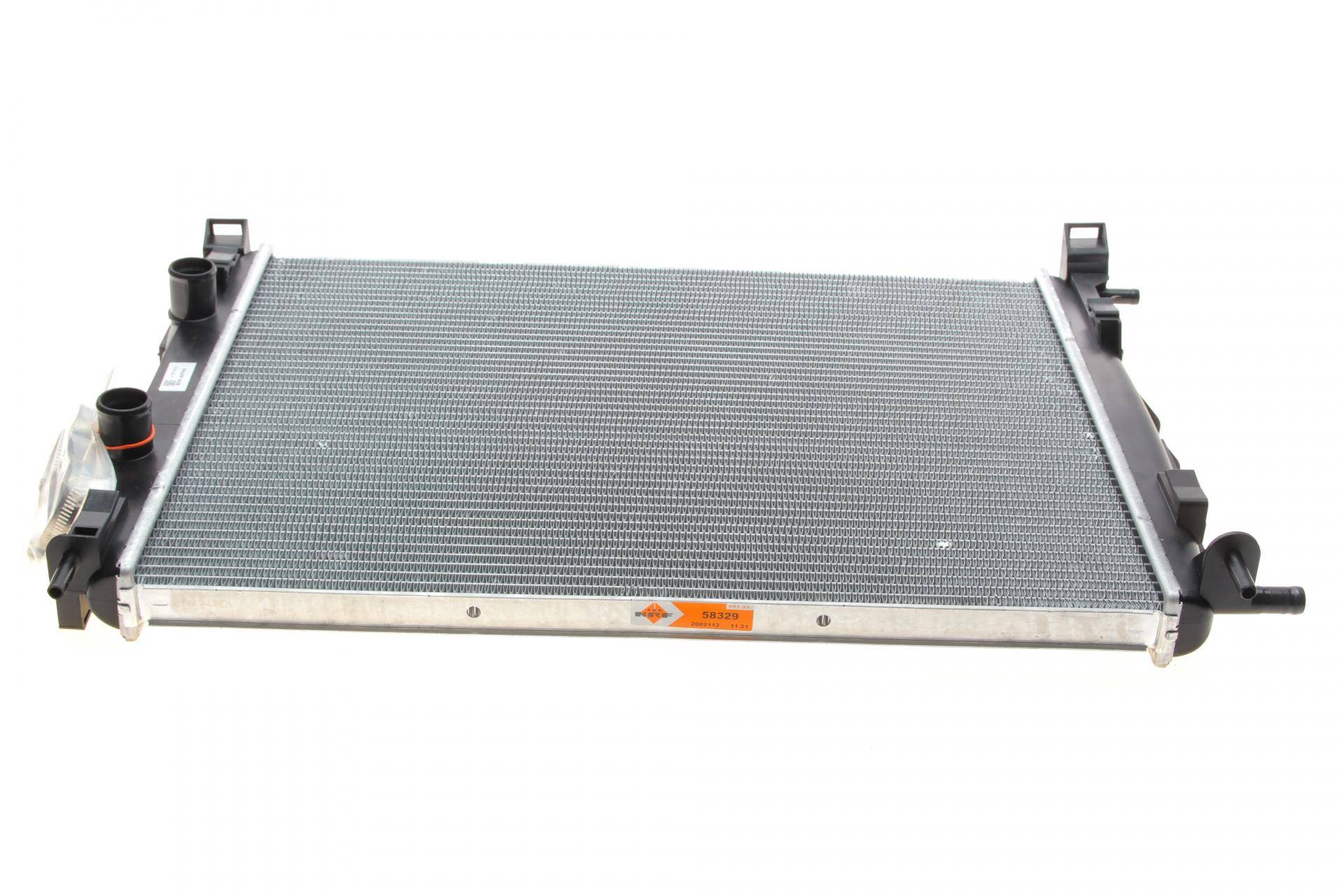 Радіатор охолодження Renault Megane II/Scenic II 1.5D-2.0 02-