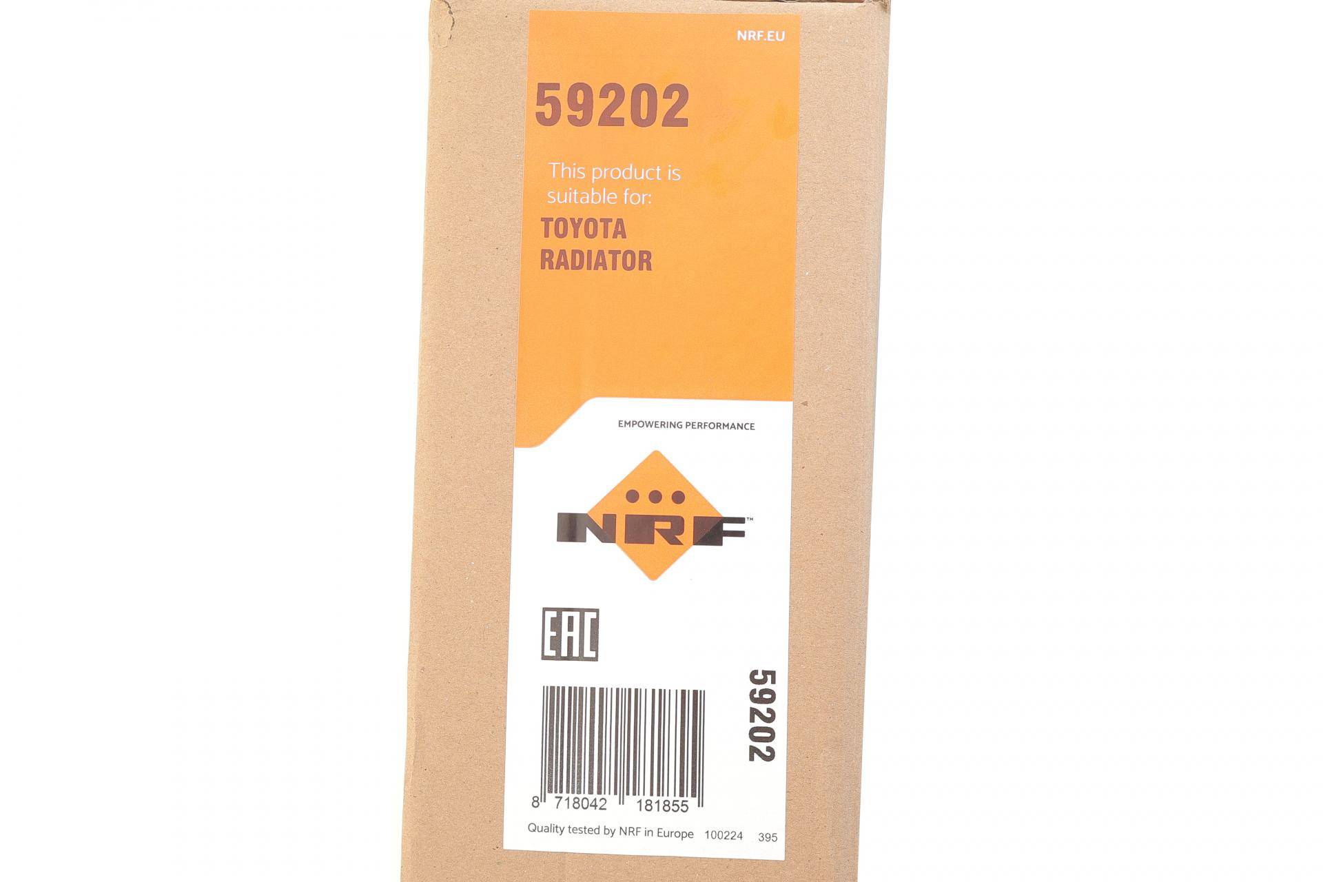 Радіатор охолодження Toyota Avensis 2.2 D-4D 08-18 (АКПП)