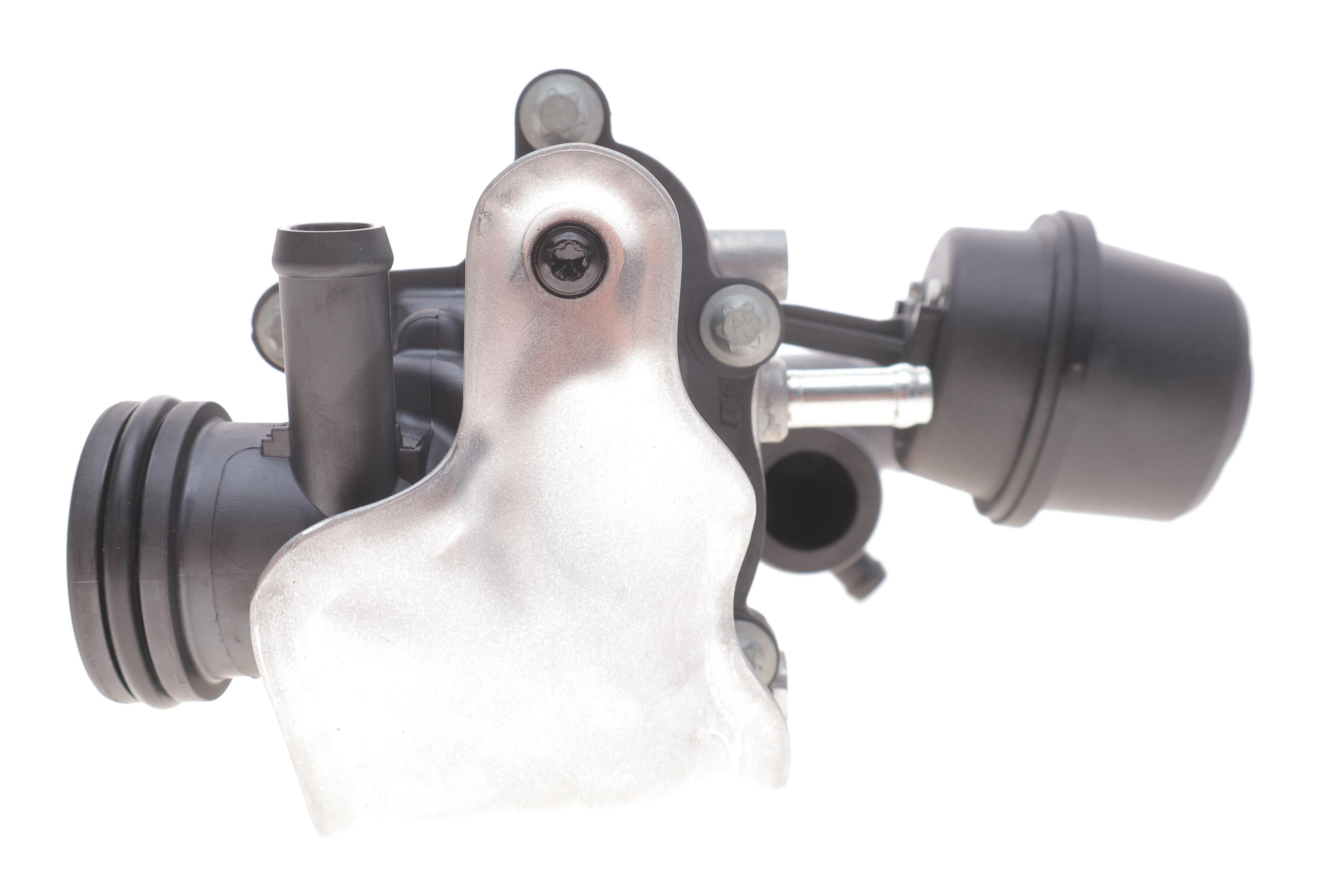 Помпа води MB A-class (W176) 12-/B-class (W246/S242) 1.6/2.0 (M270) 11-18/Infiniti Q30 15- (switchab