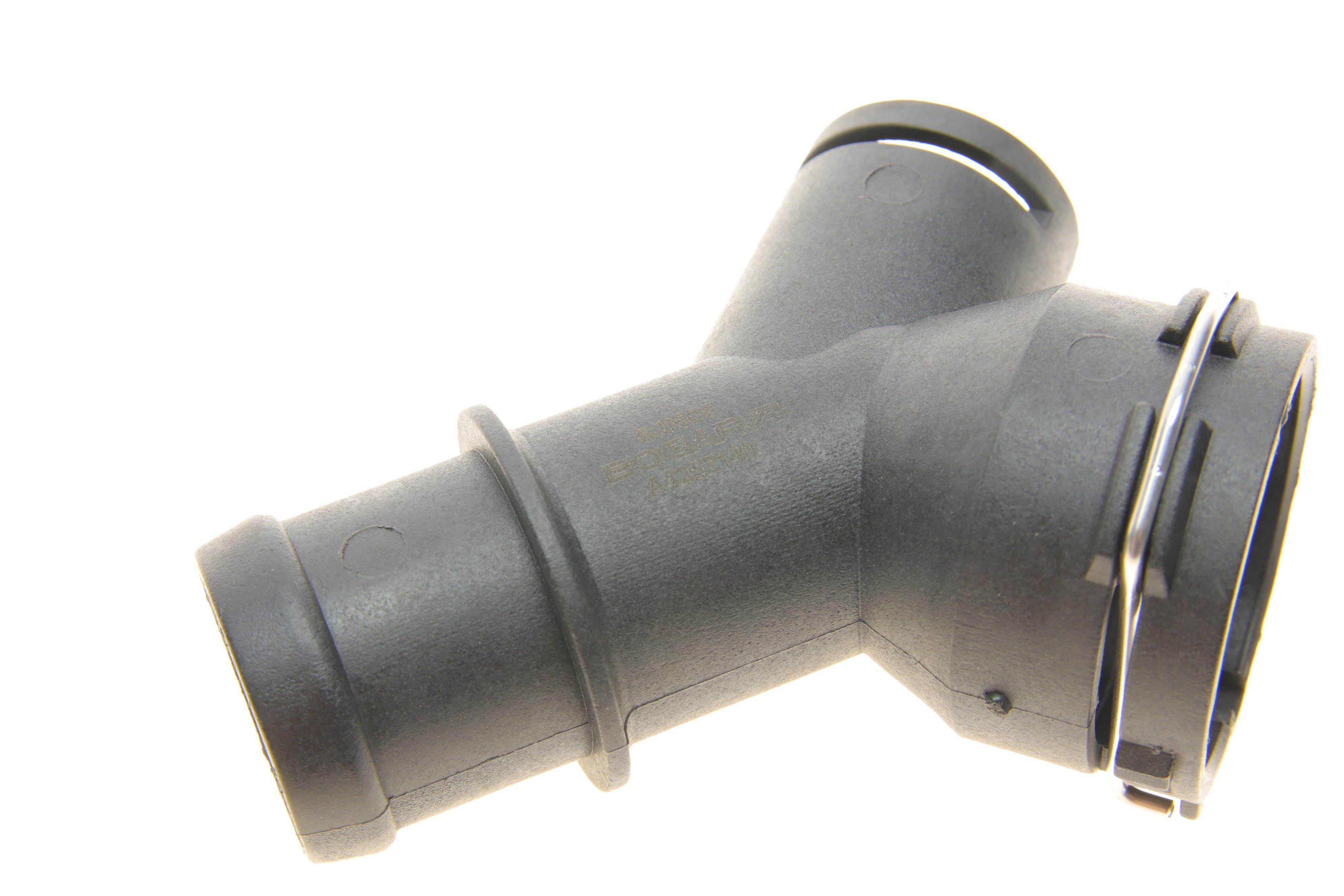 Фланець системи охолодження VW Caddy III/Passat 1.4-3.6 03-15