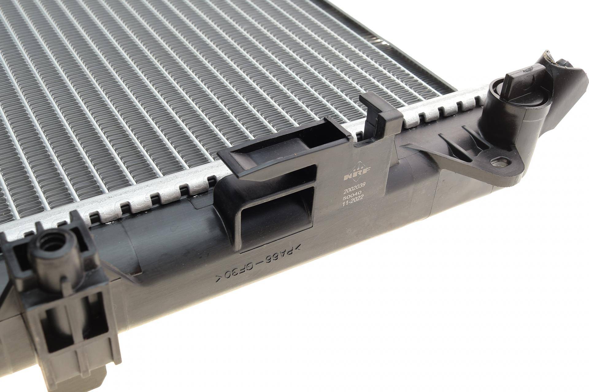 Радіатор охолодження MB C-class (W205)/E-class (W213)/GLC (X253) 13- OM651/OM654/M274/M276