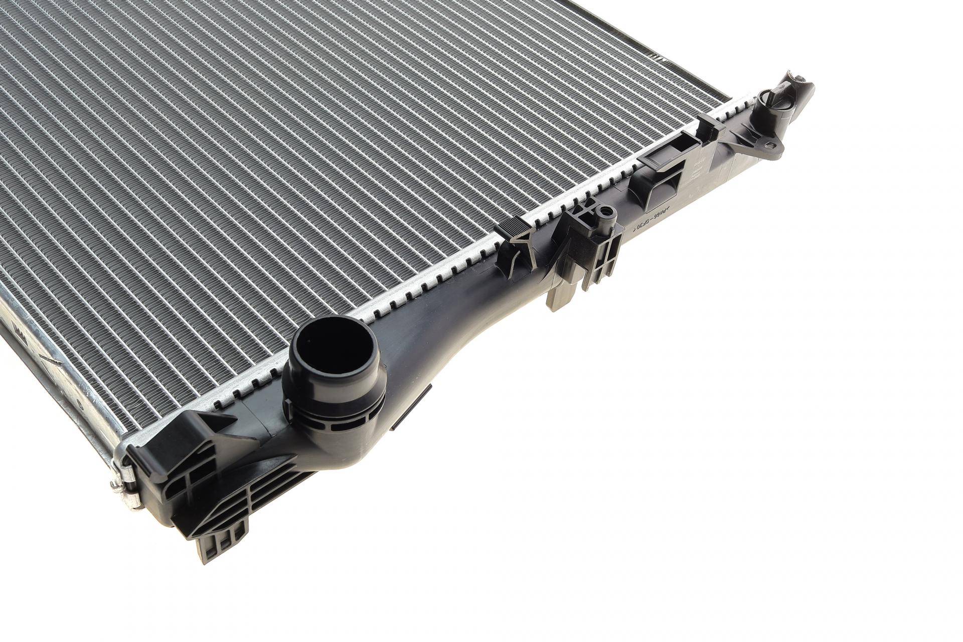 Радіатор охолодження MB C-class (W205)/E-class (W213)/GLC (X253) 13- OM651/OM654/M274/M276