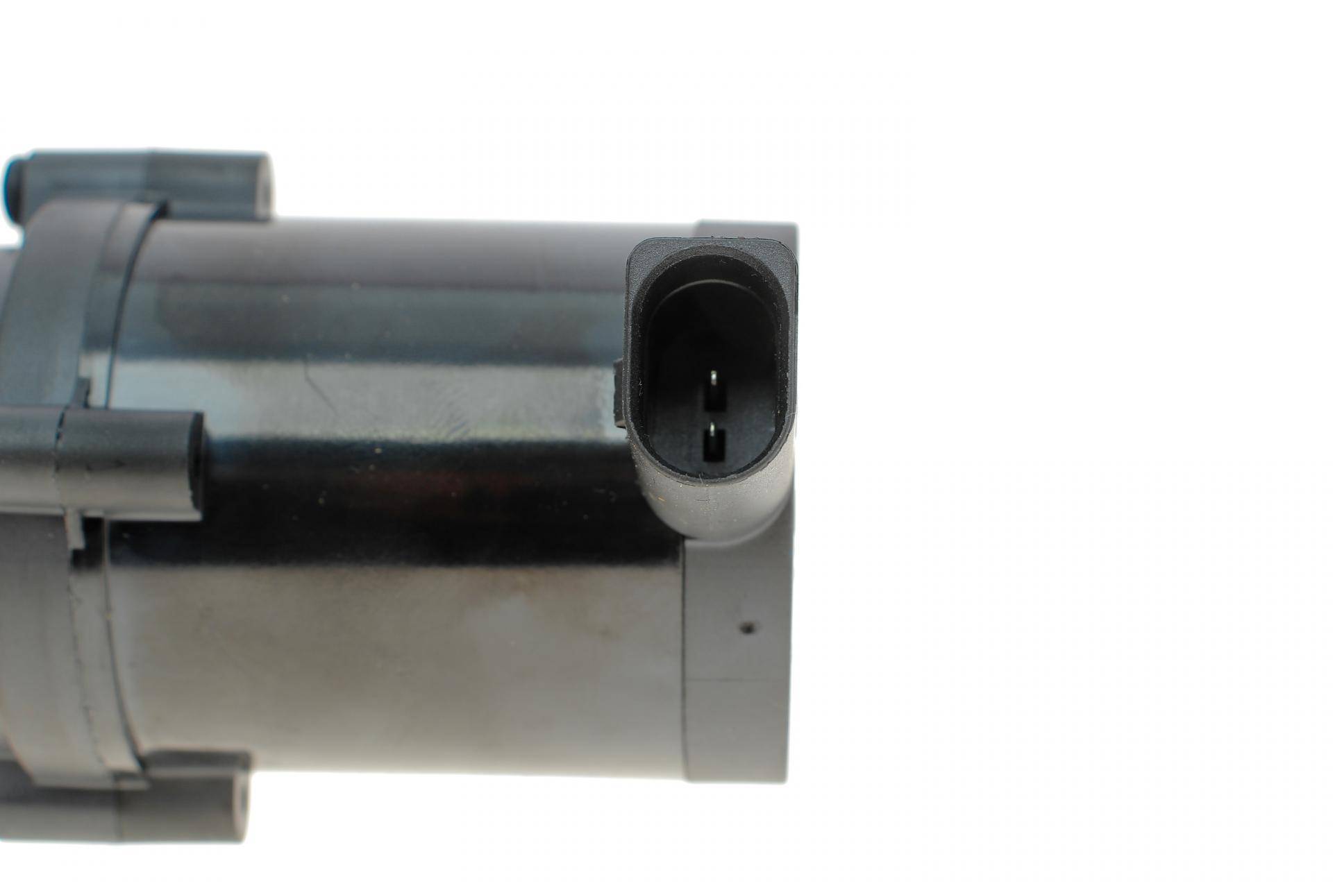 Насос системи охолодження (додатковий) VW T5 1.9/2.5TDI 03-09