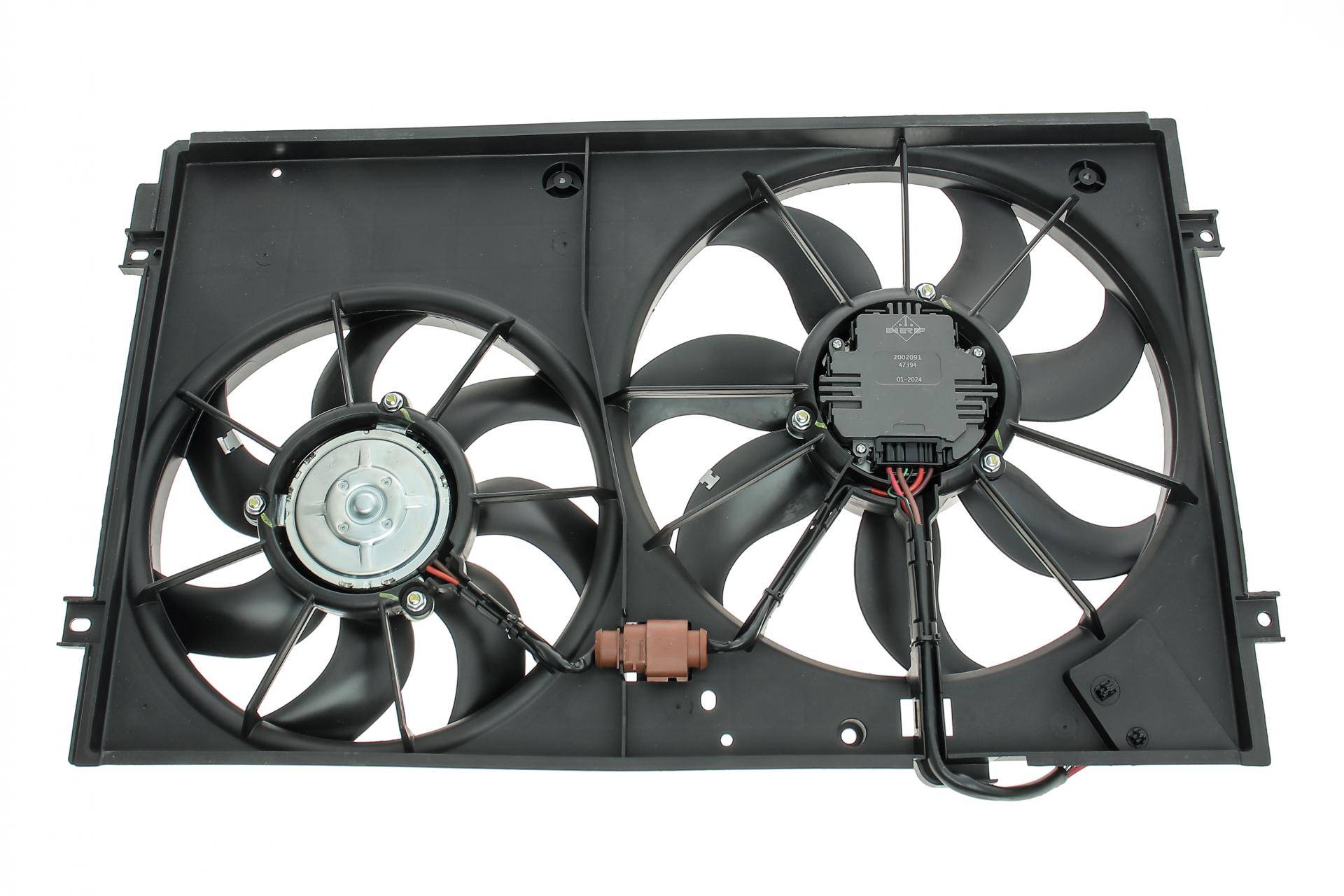 Вентилятори радіатора (електричні) VW Caddy 04-11 (дифузором)