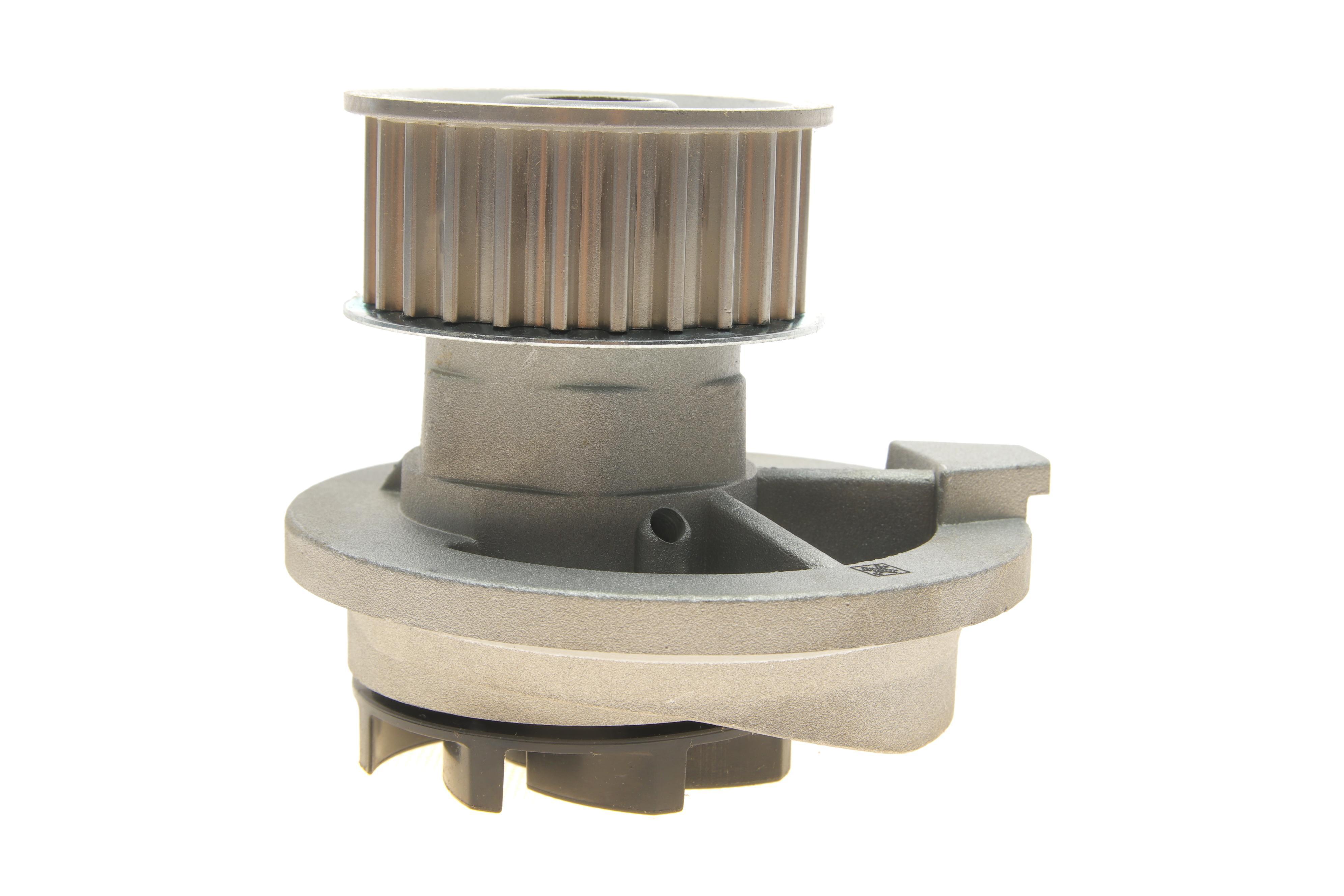 Помпа води Chevrolet Evanda 2.0i