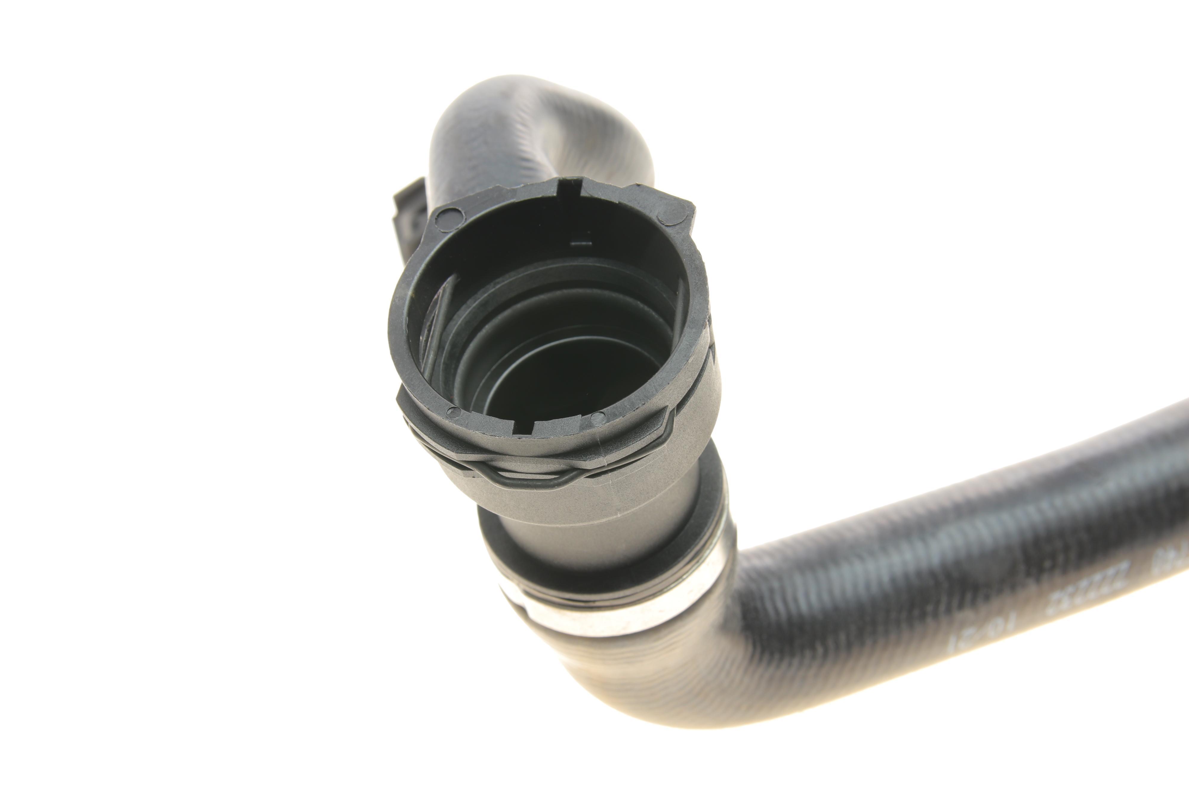 Патрубок радіатора (верхній) BMW 5 (E60) 03-10