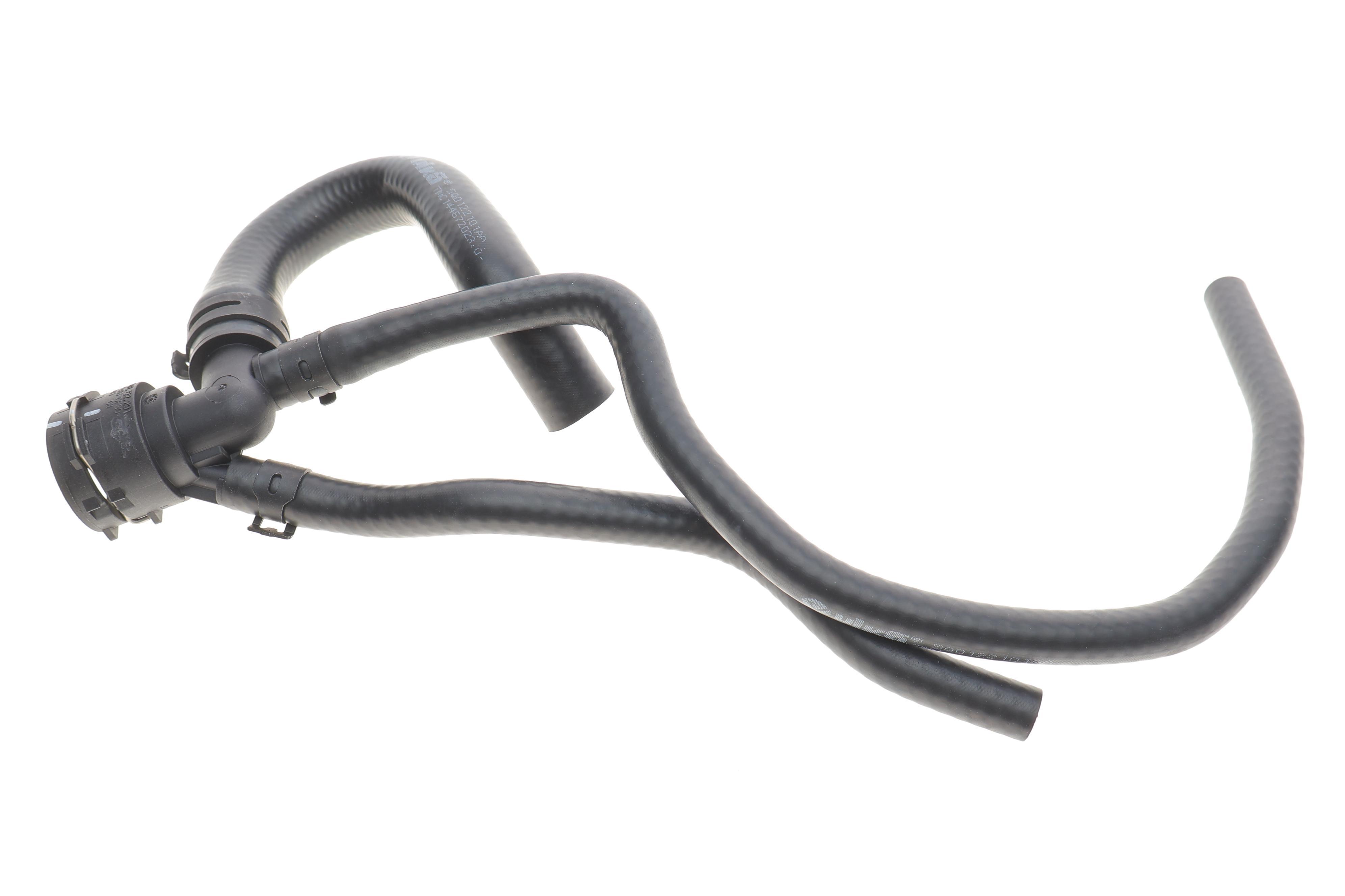 Патрубок системи охолодження VW Golf/Passat 1.4TSI 13-